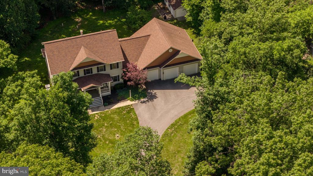 2516 DAISY ROAD