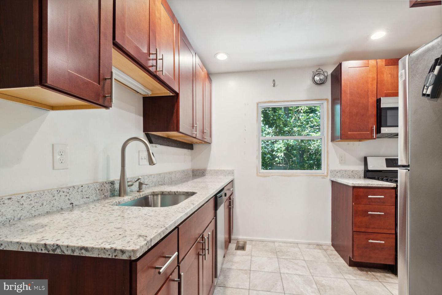 12000 Dewey Rd