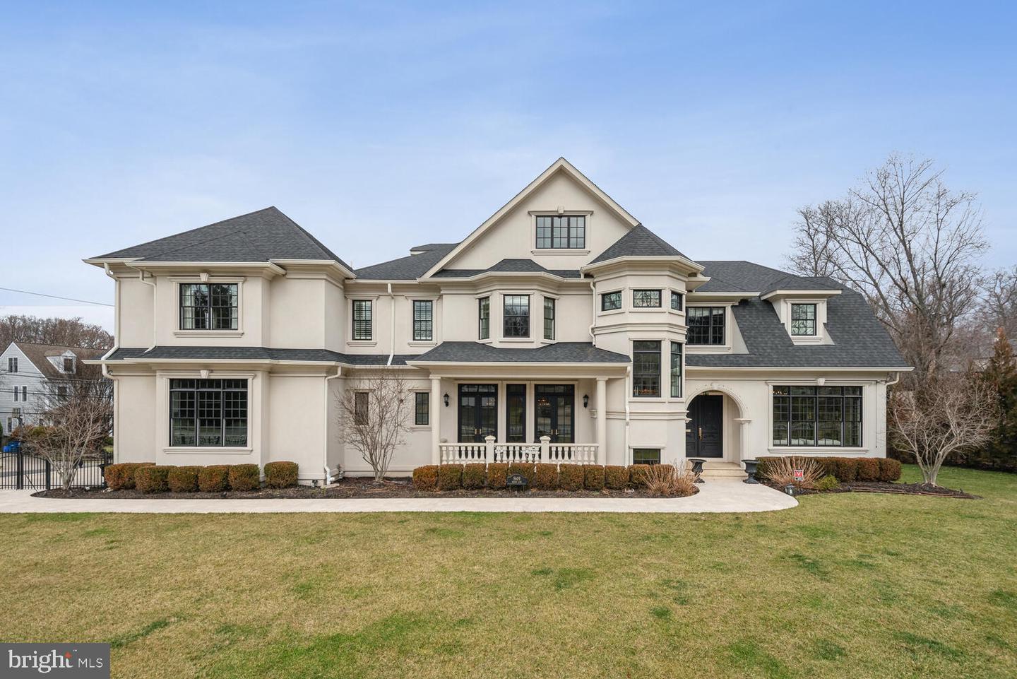 5609 Wilson Ln