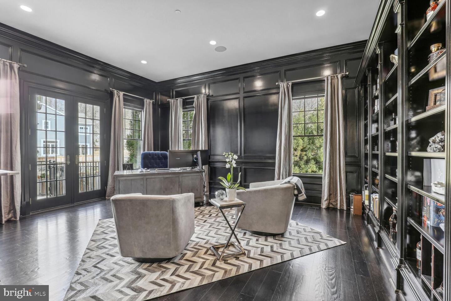 5609 Wilson Ln