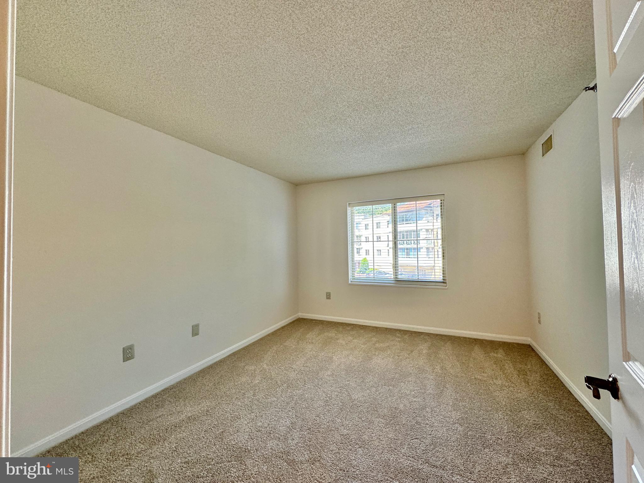 14800 Pennfield Cir #309