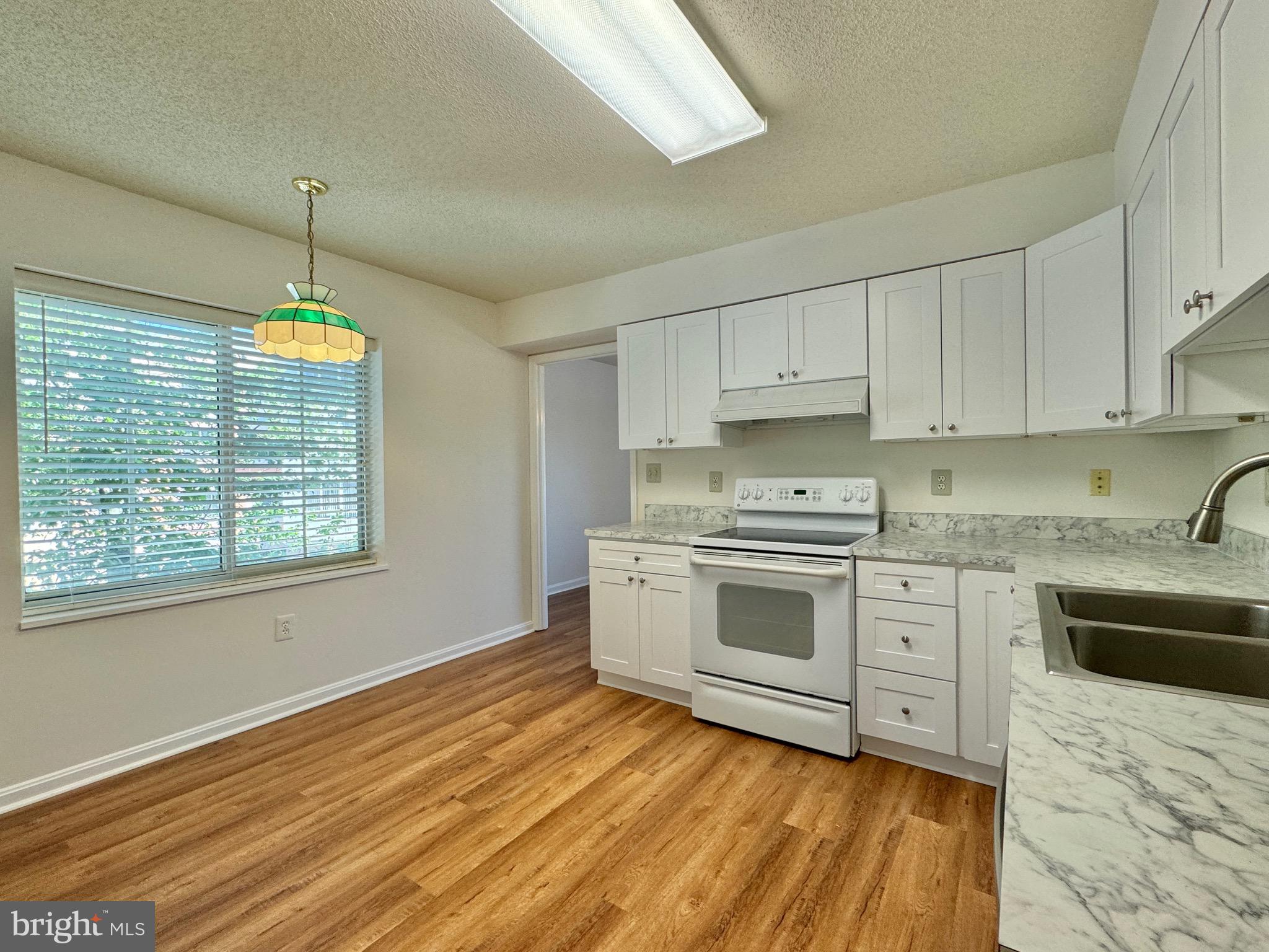 14800 Pennfield Cir #309