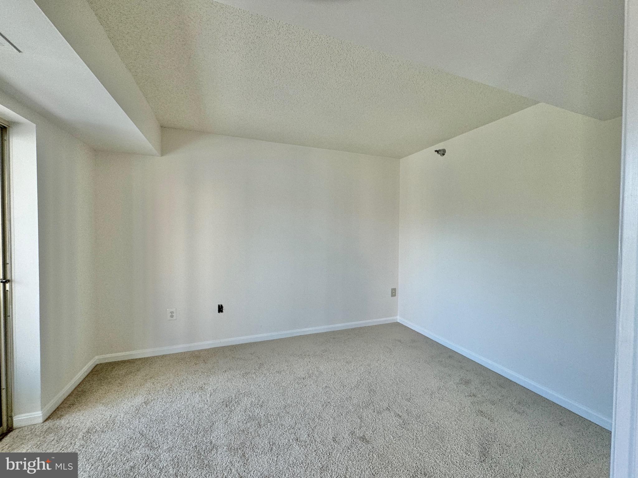14800 Pennfield Cir #309