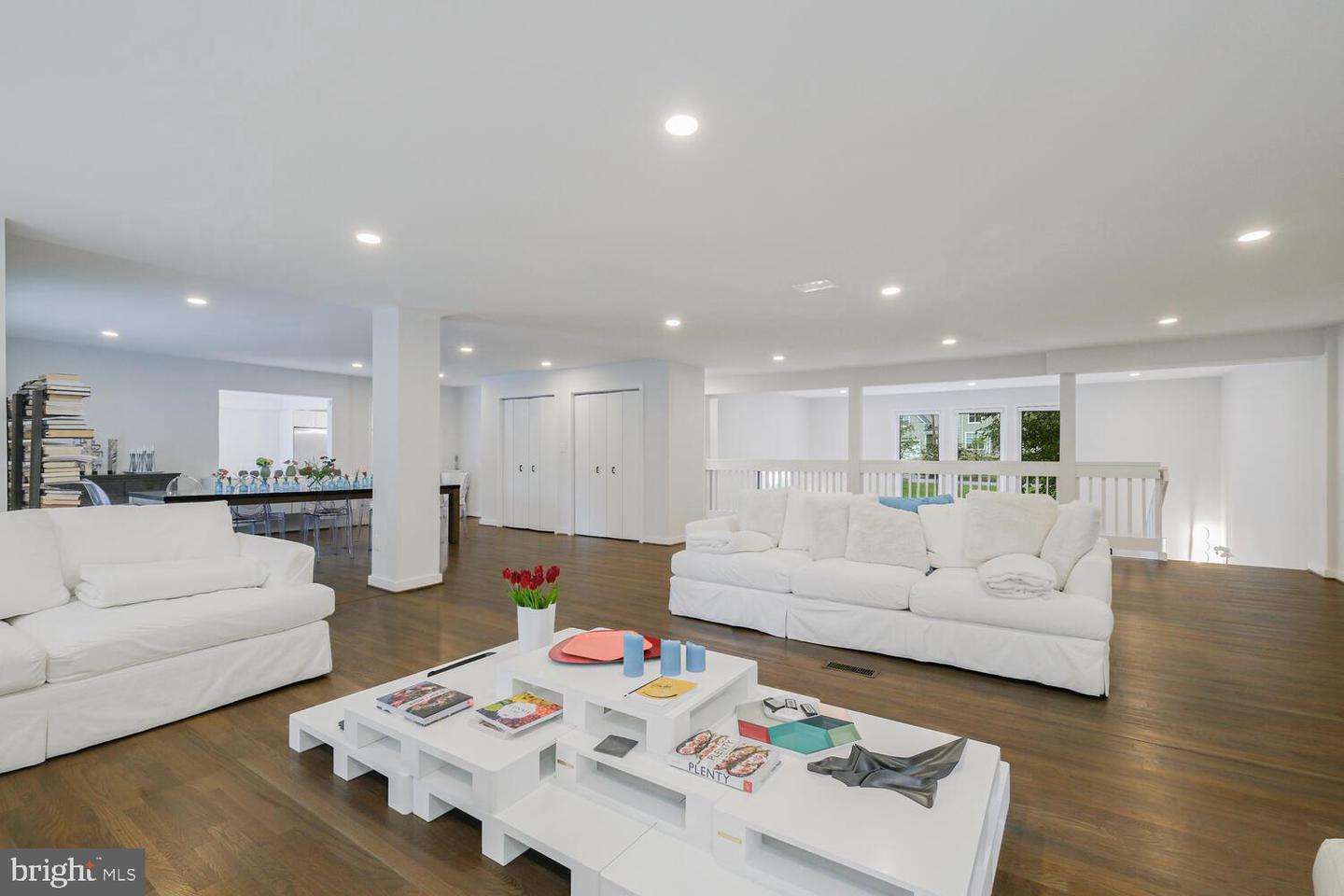 6107 Neilwood Dr