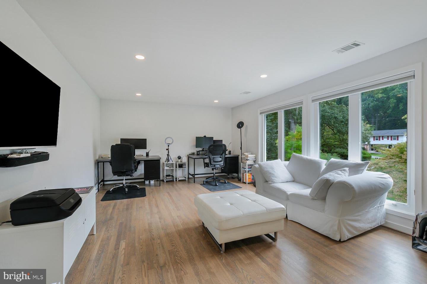 6107 Neilwood Dr