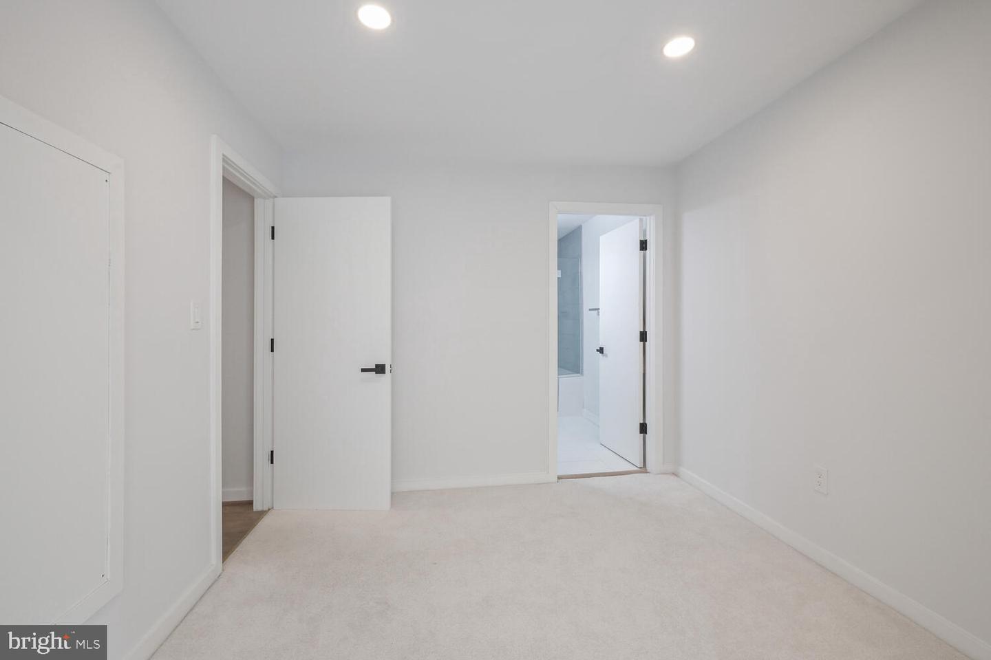 6107 Neilwood Dr