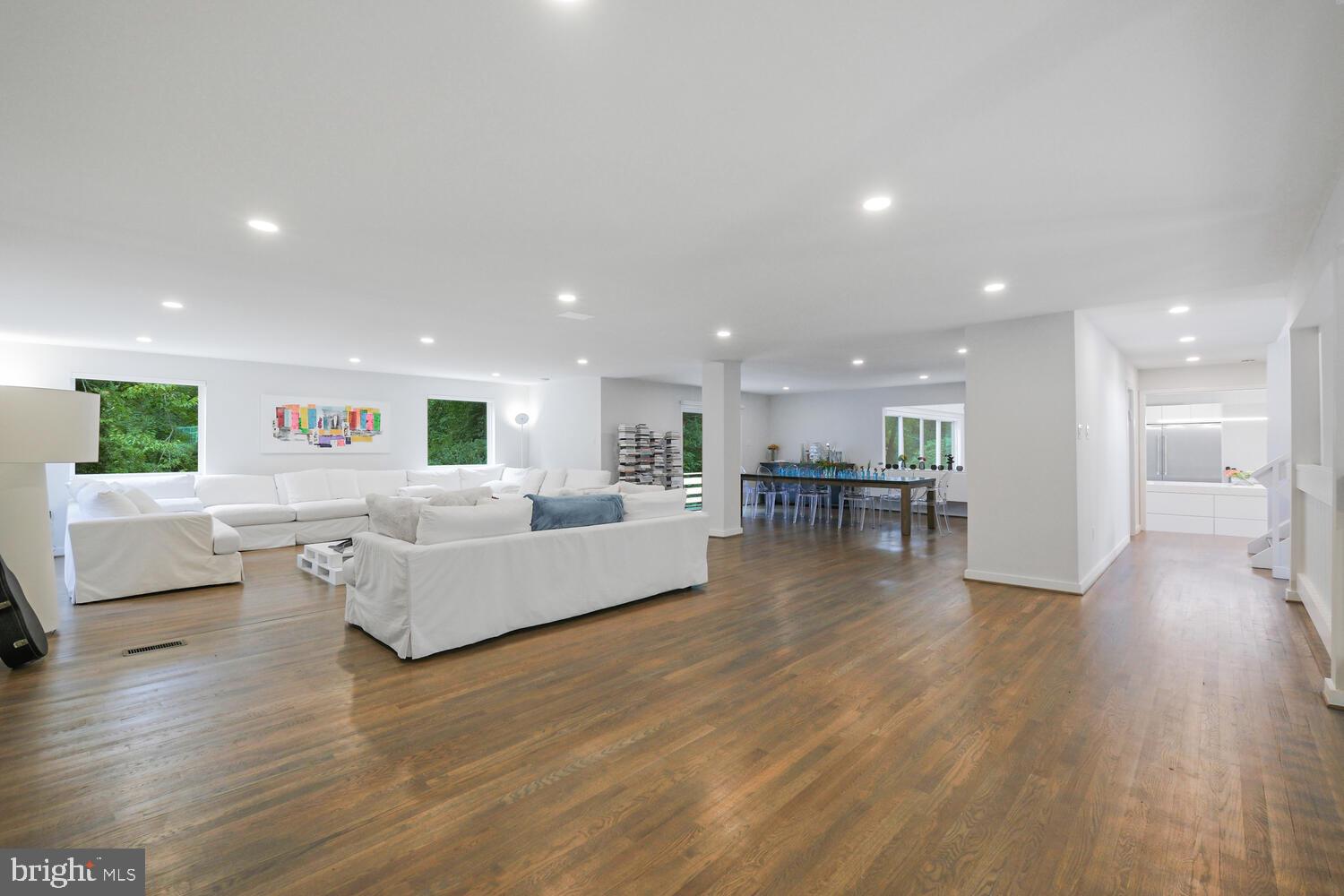 6107 Neilwood Dr