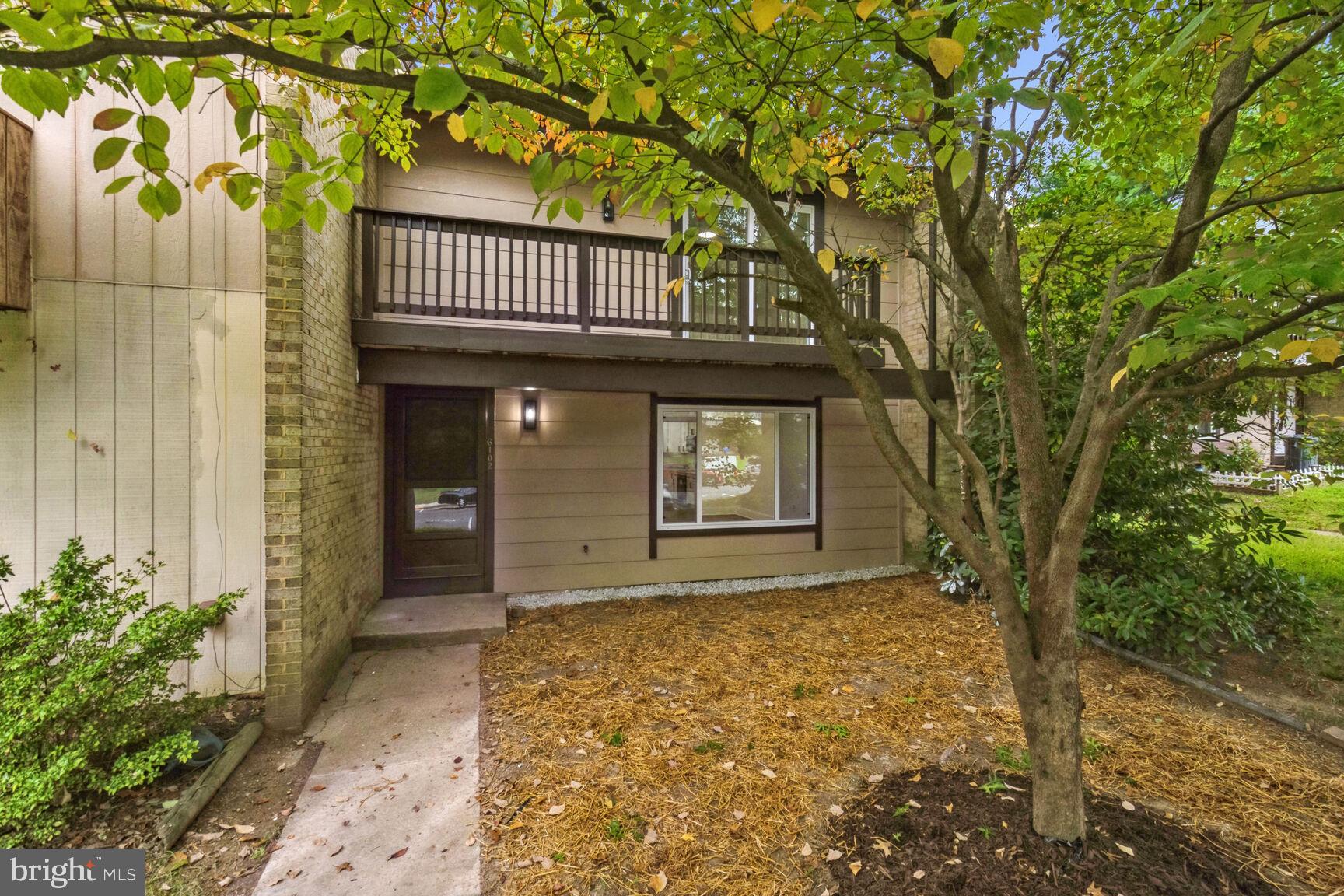 9102 Centerway Rd
