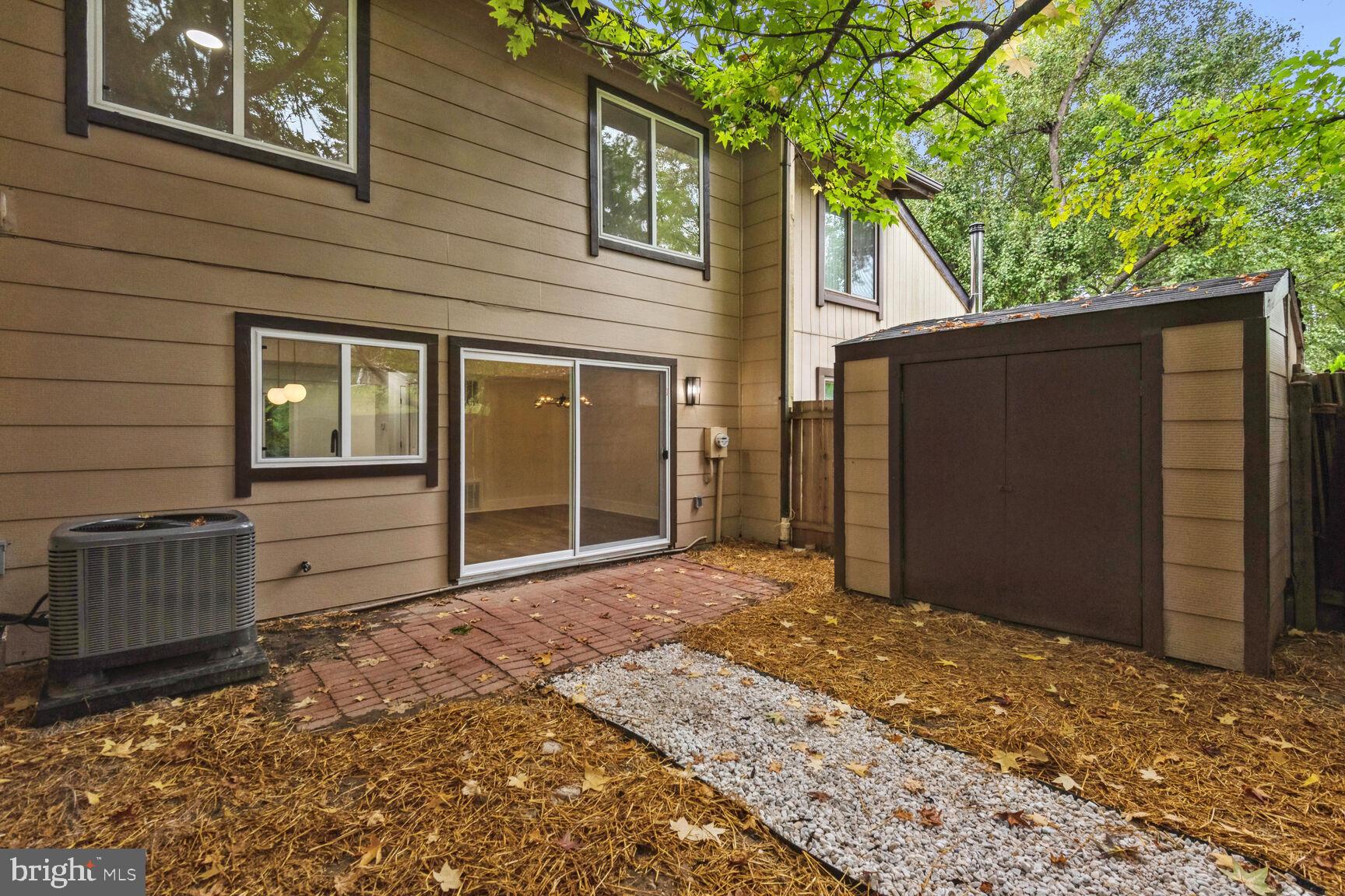 9102 Centerway Rd