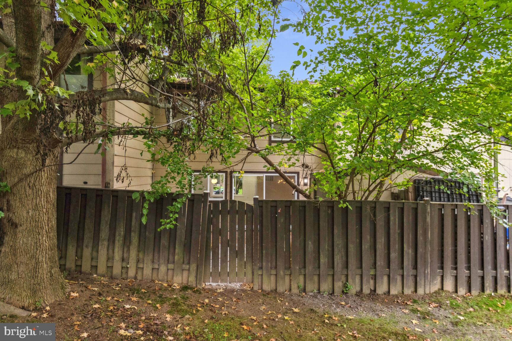9102 Centerway Rd