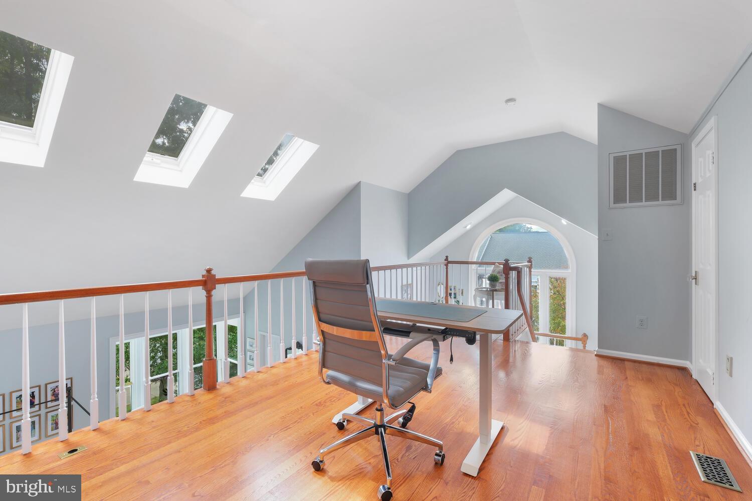 9942 Foxborough Cir