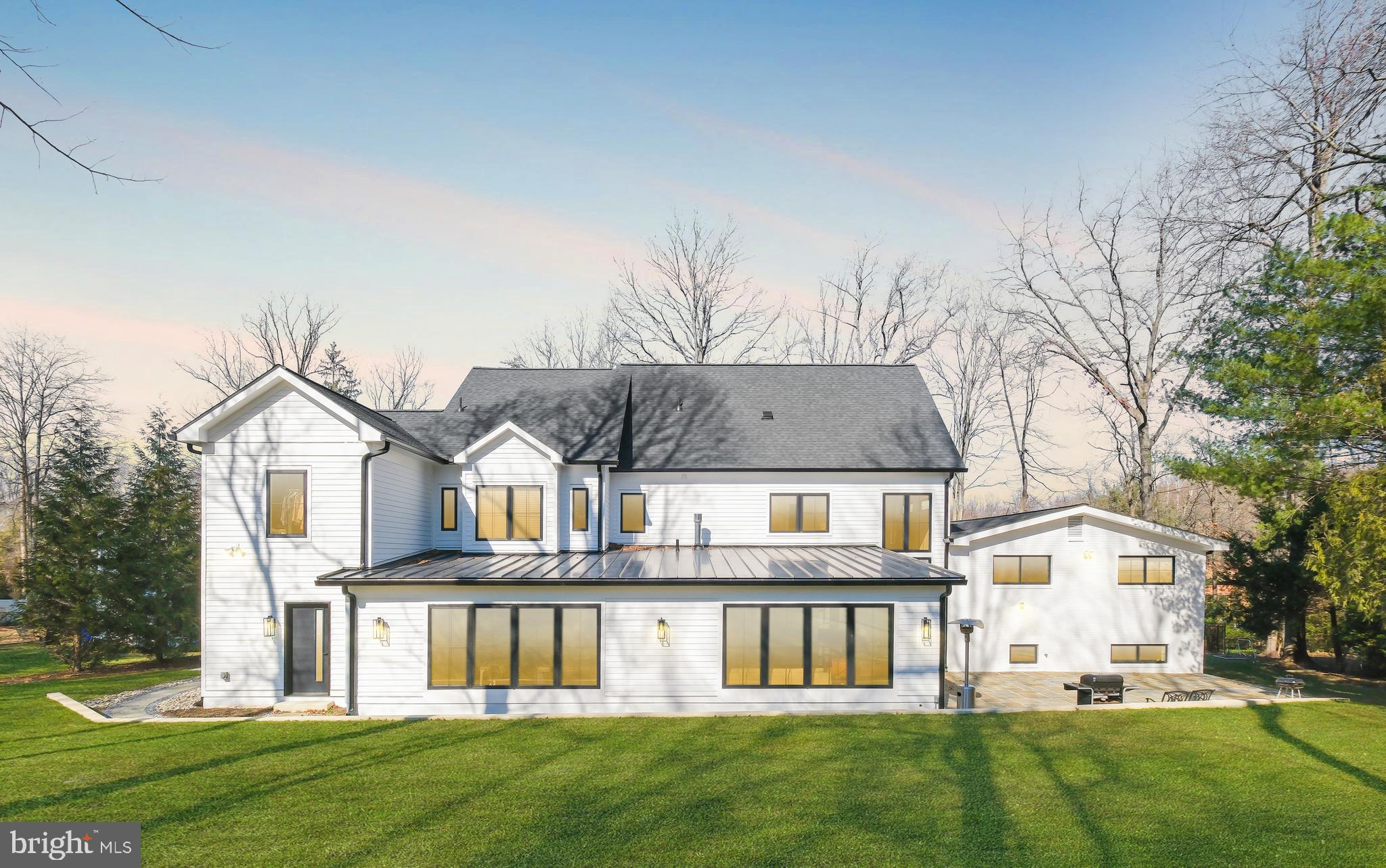 11624 Danville Dr
