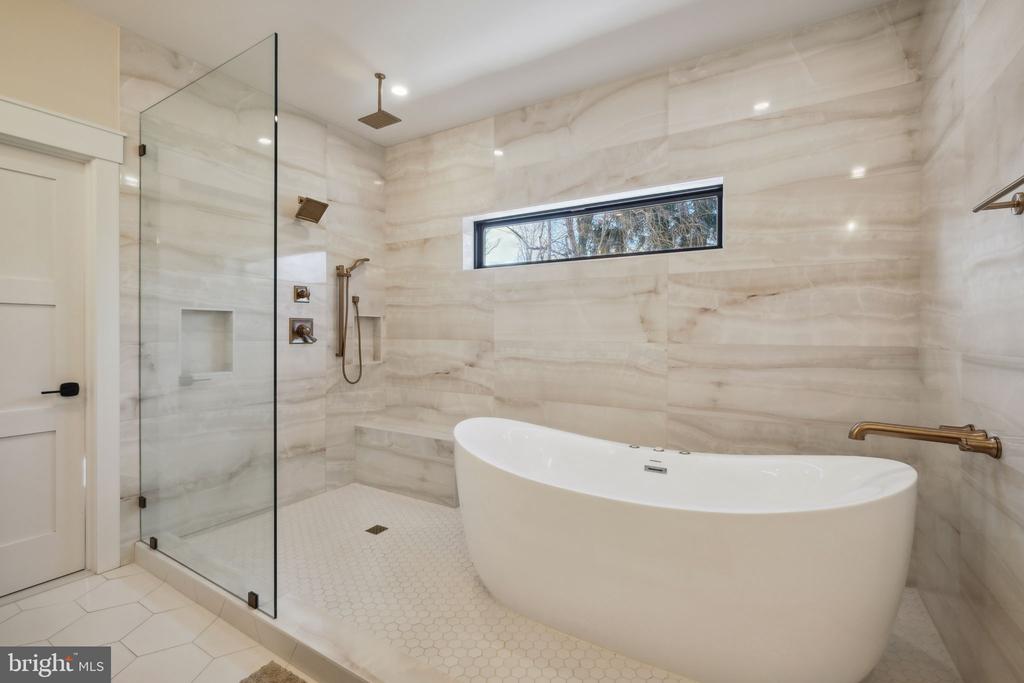 11624 Danville Dr