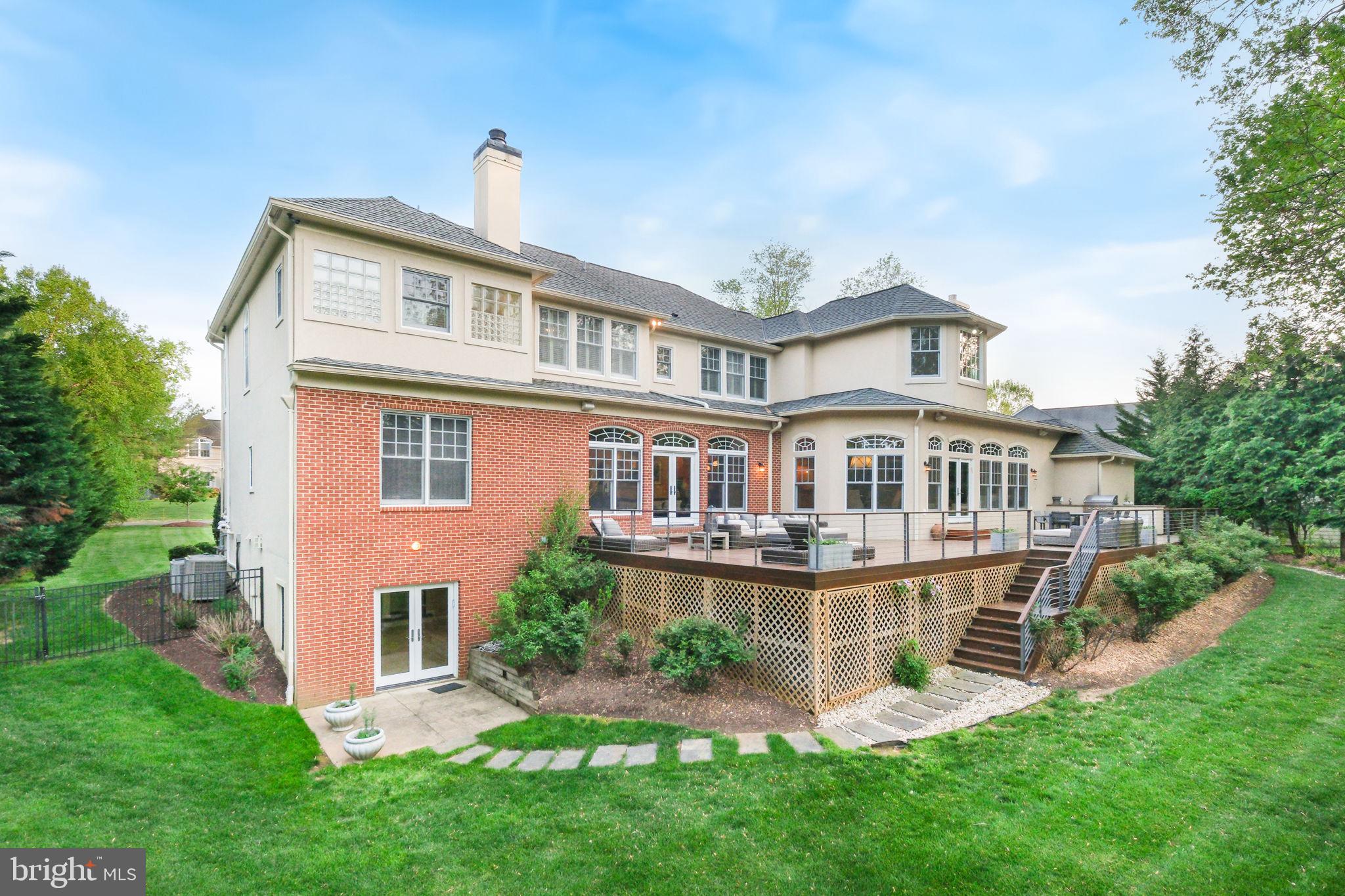 11724 Gainsborough Rd