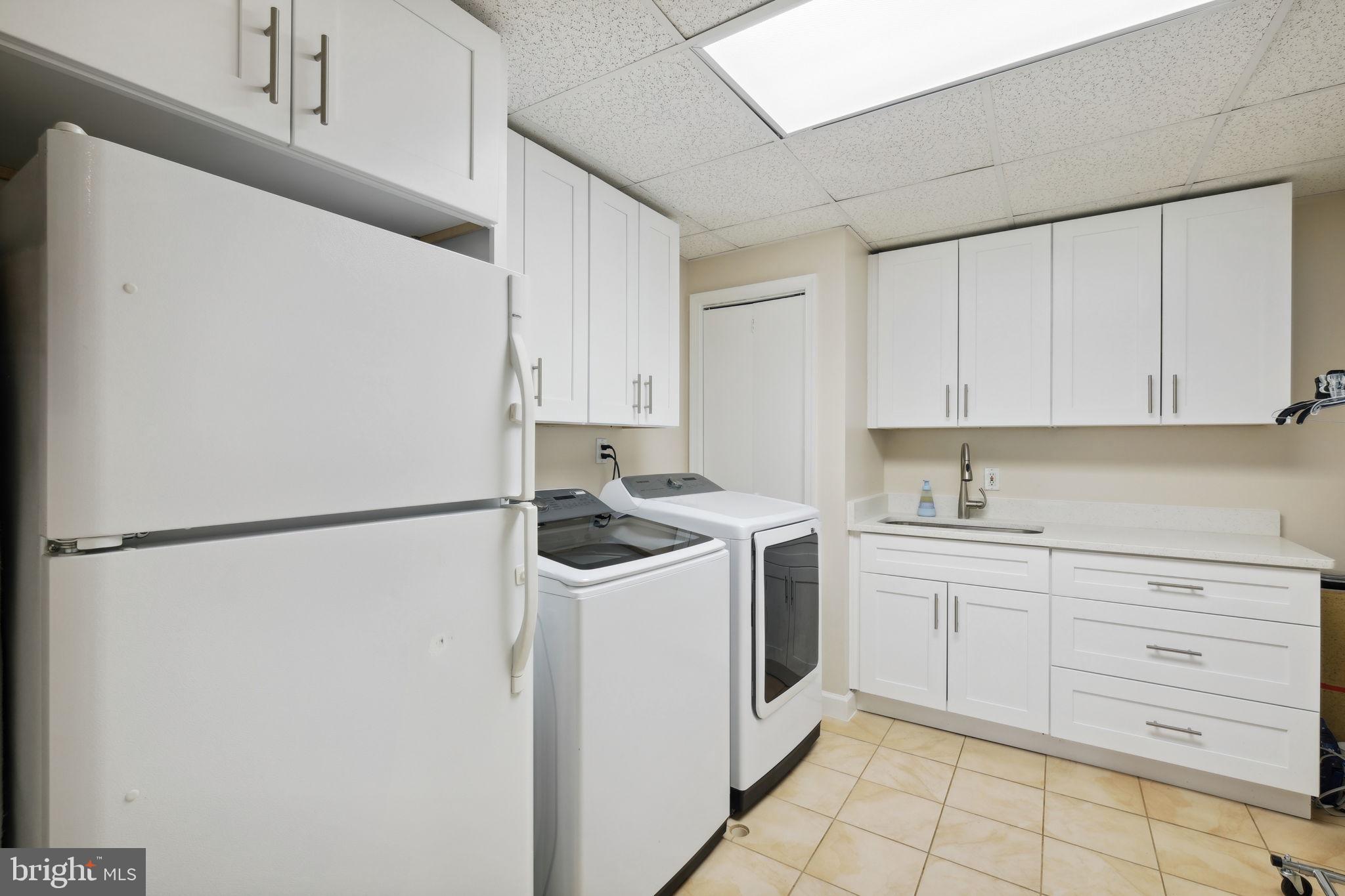 11724 Gainsborough Rd