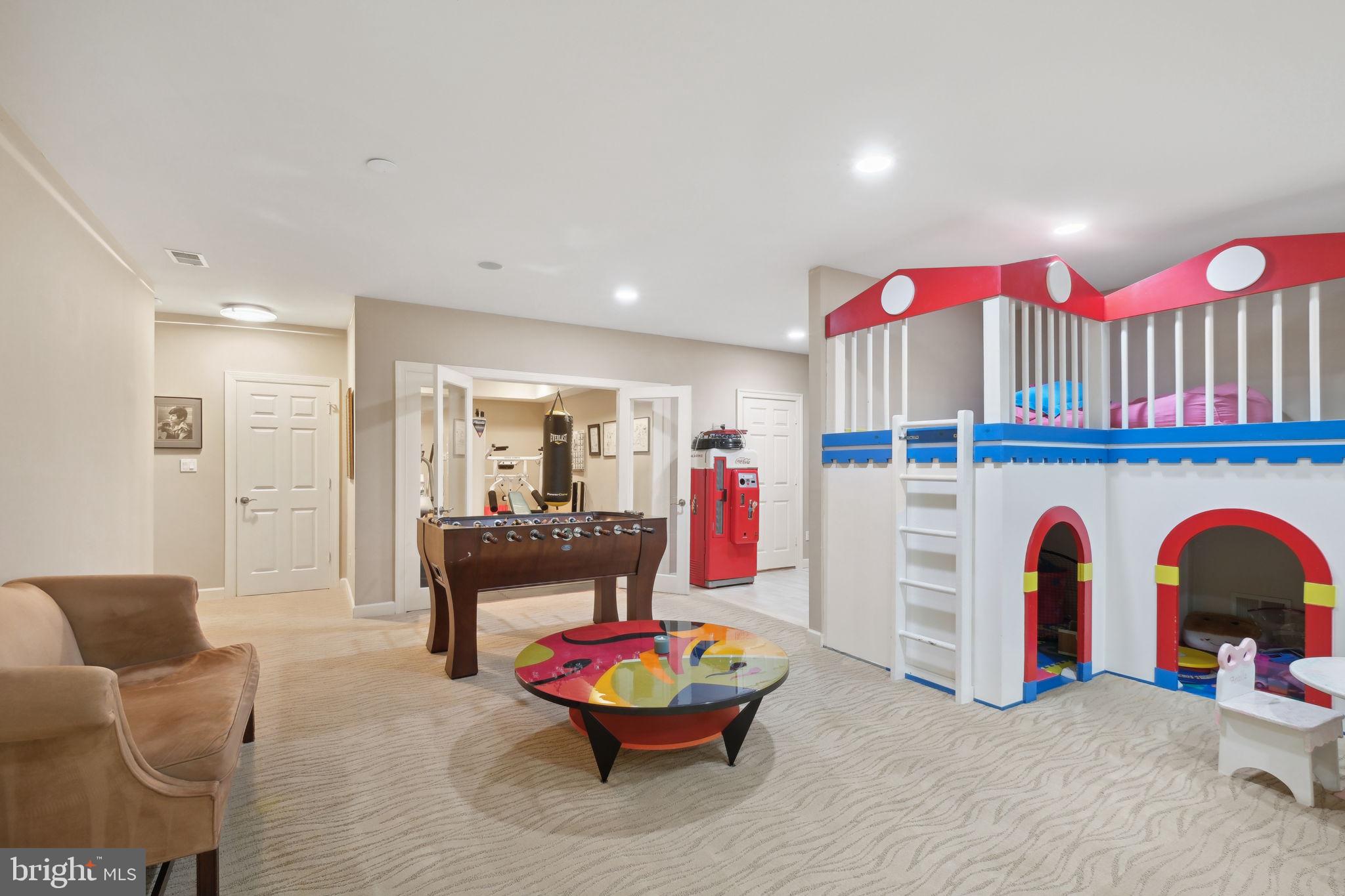 11724 Gainsborough Rd