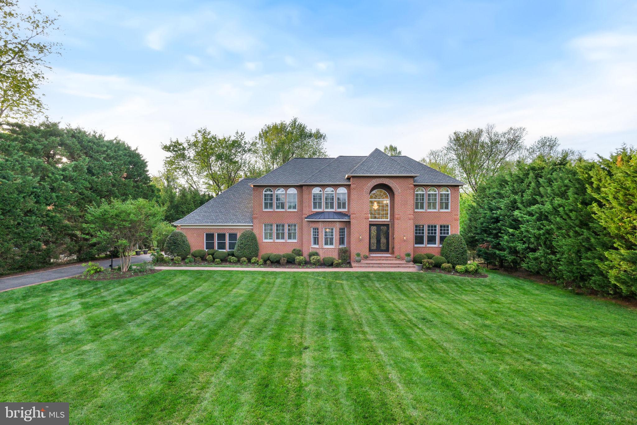 11724 Gainsborough Rd