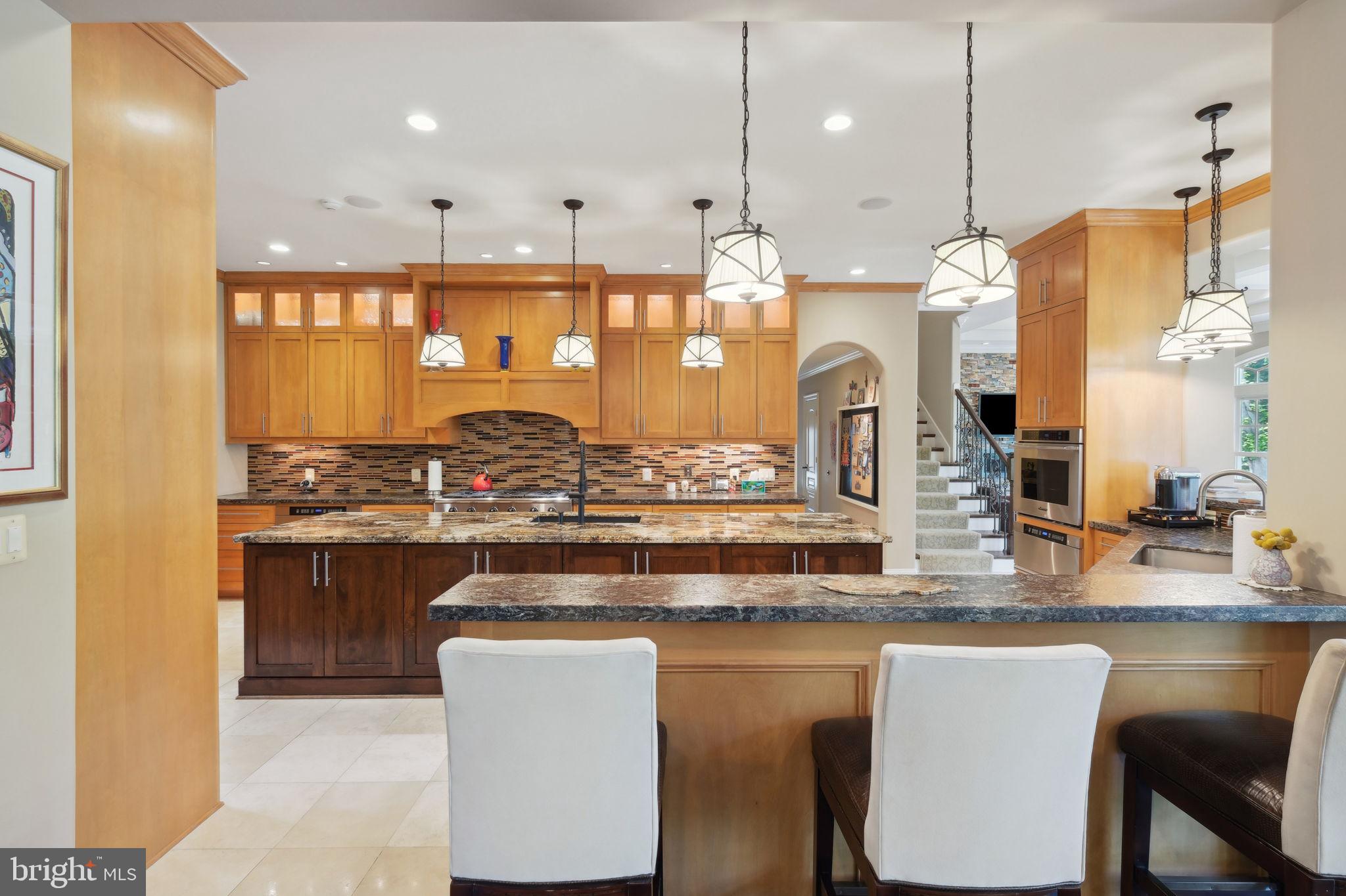 11724 Gainsborough Rd