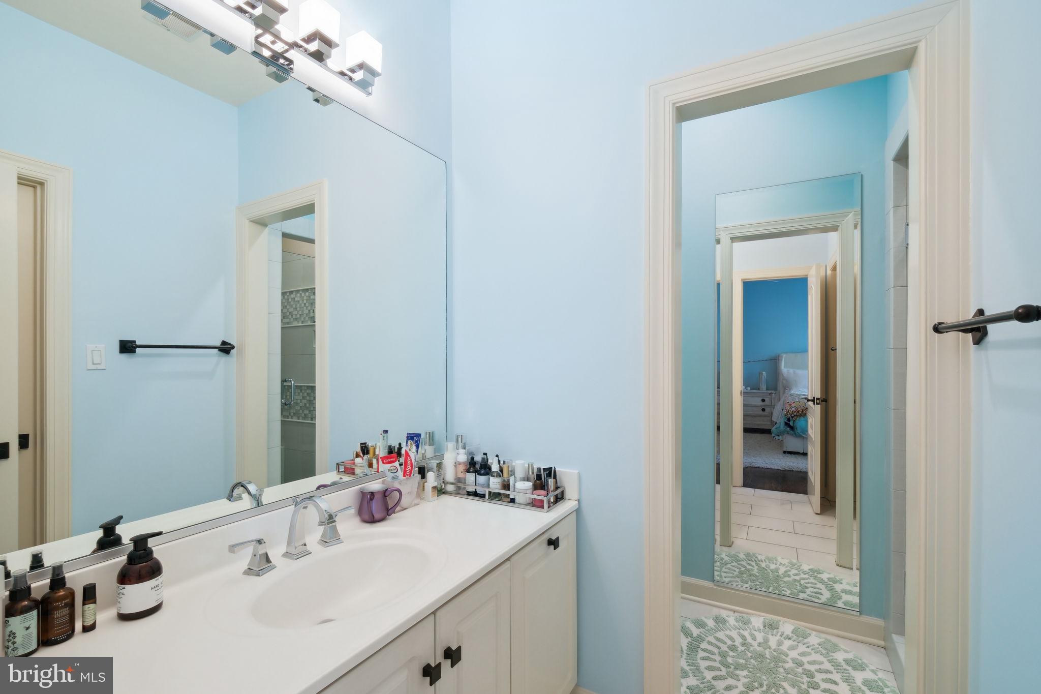 11724 Gainsborough Rd