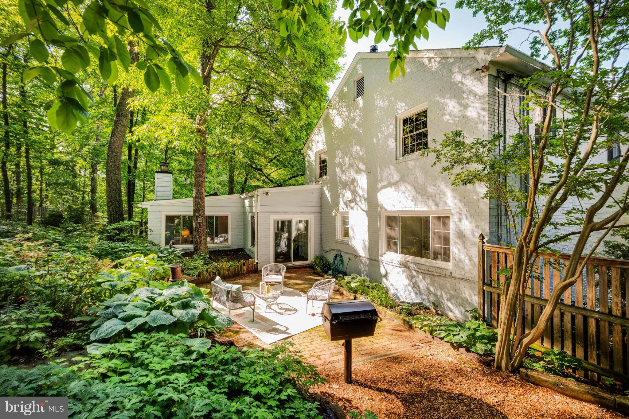 7 Whippoorwill Ct