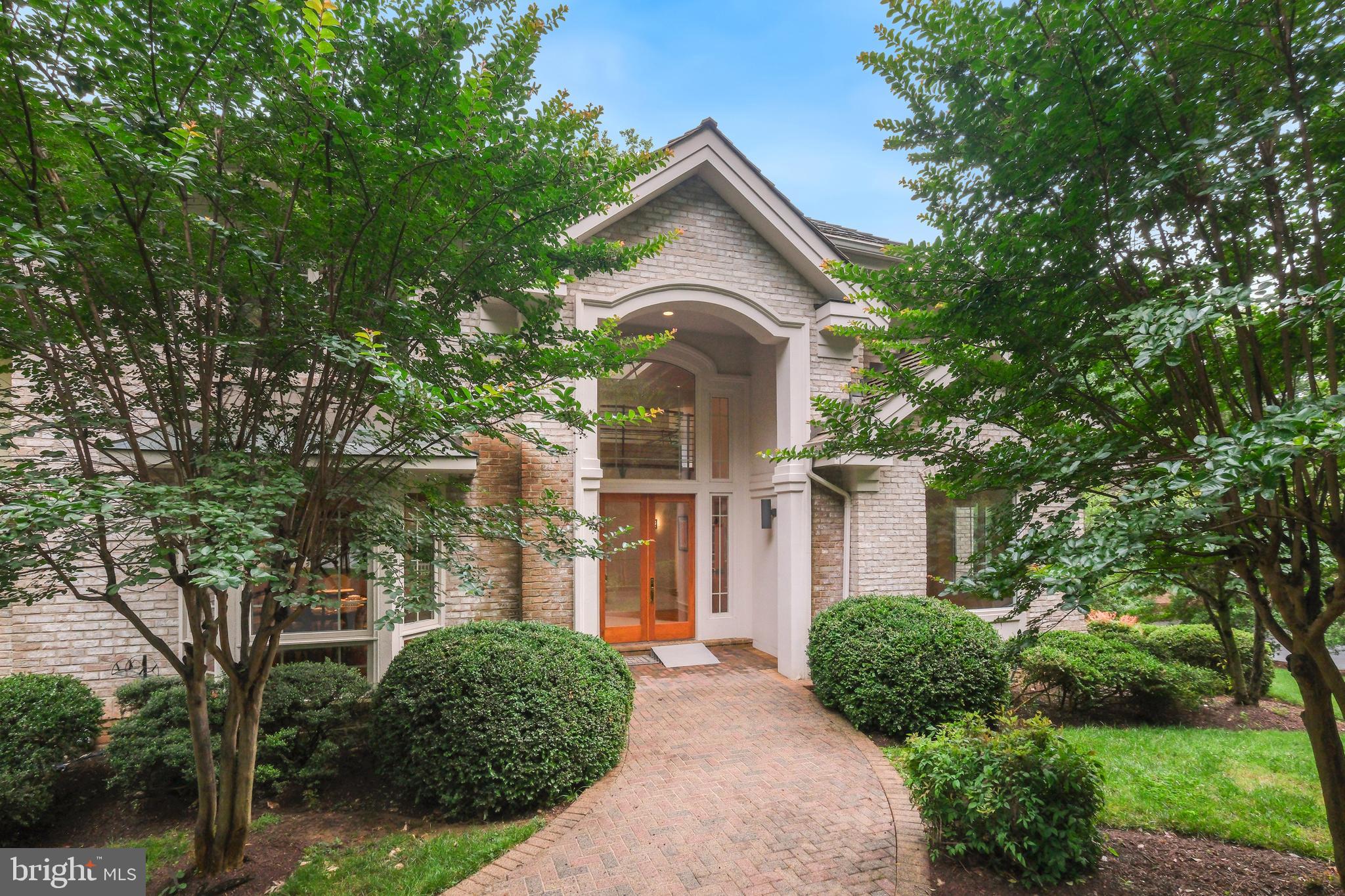 7005 Natelli Woods Ln