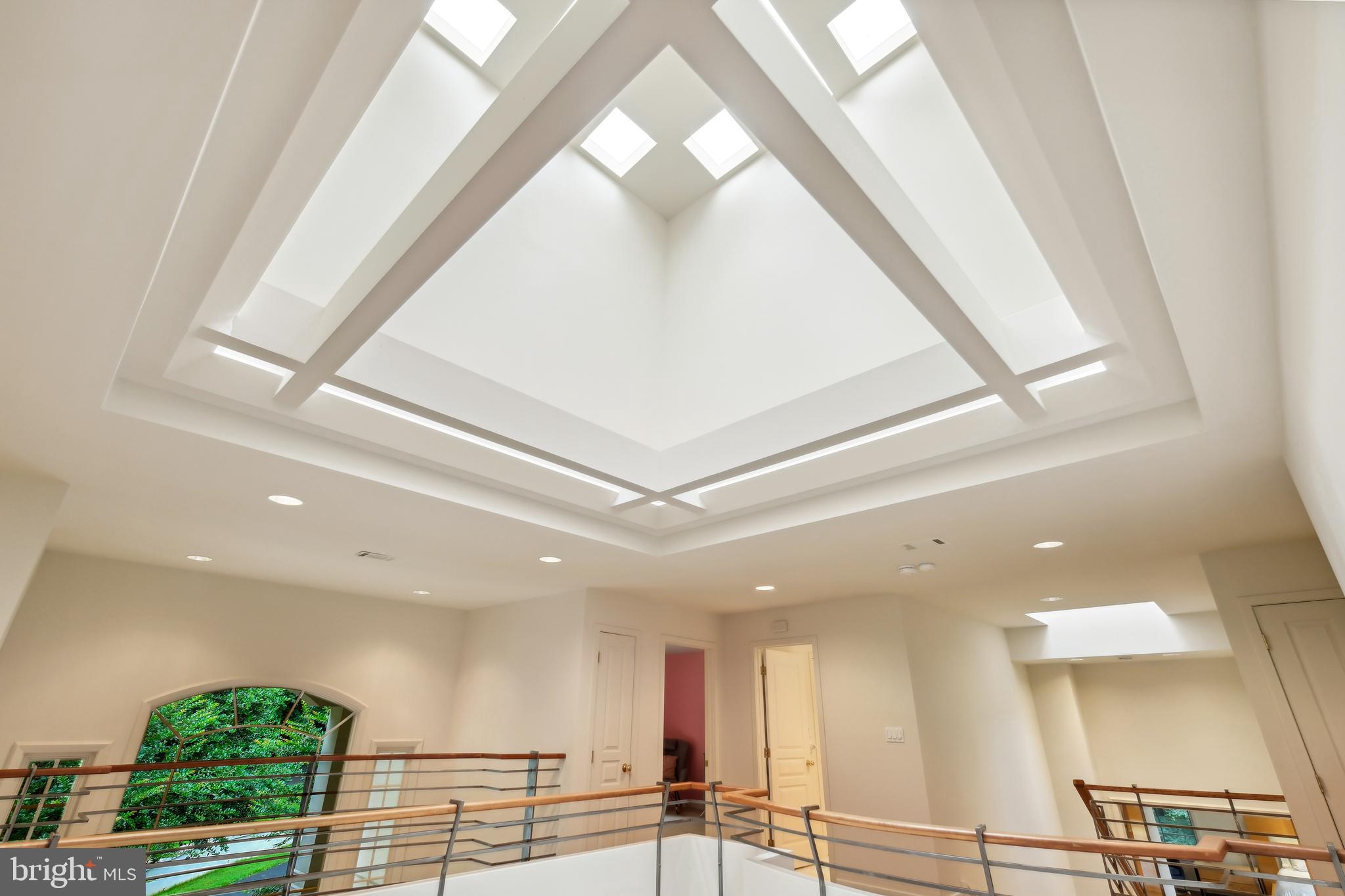 7005 Natelli Woods Ln