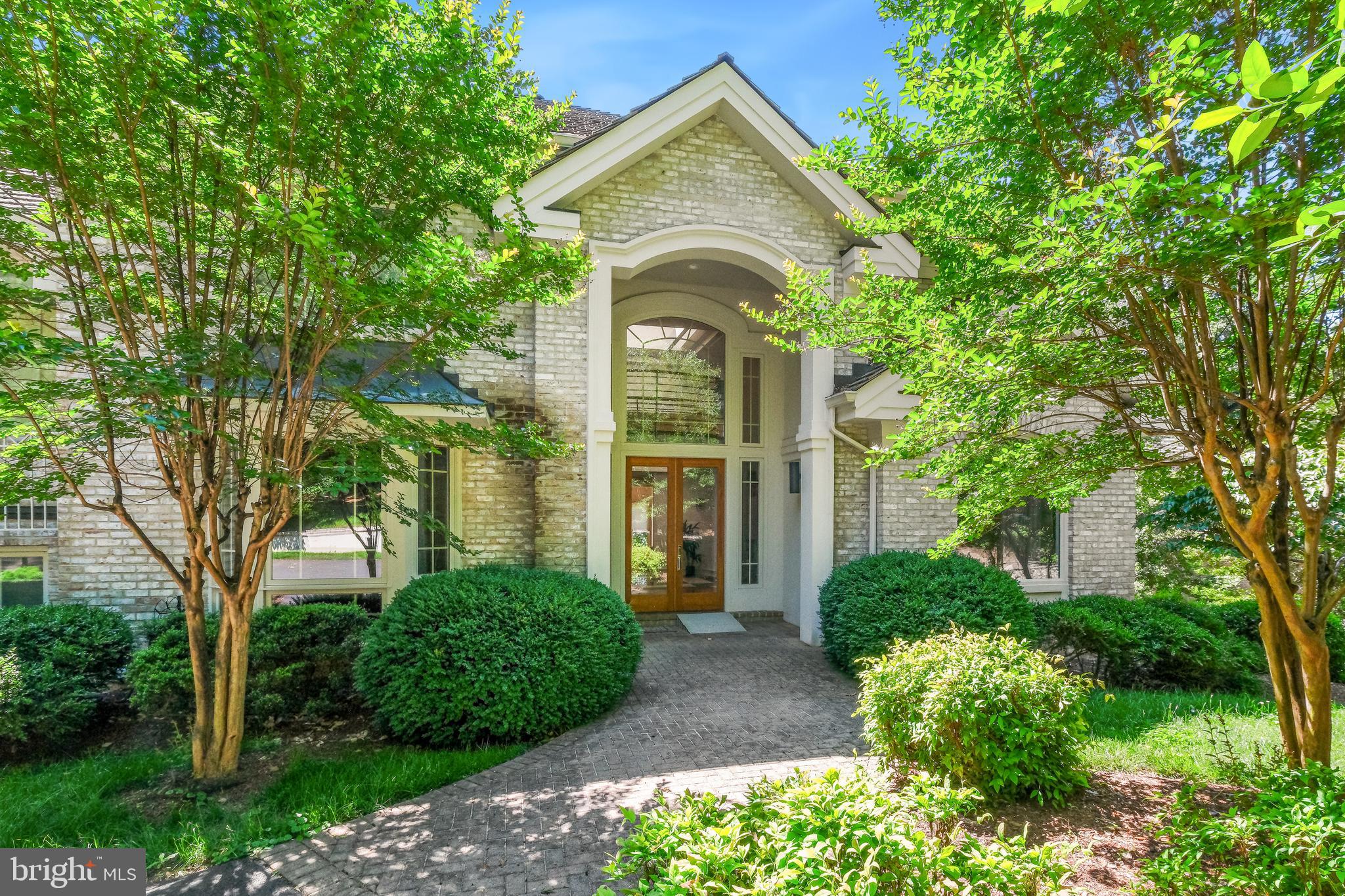 7005 Natelli Woods Ln