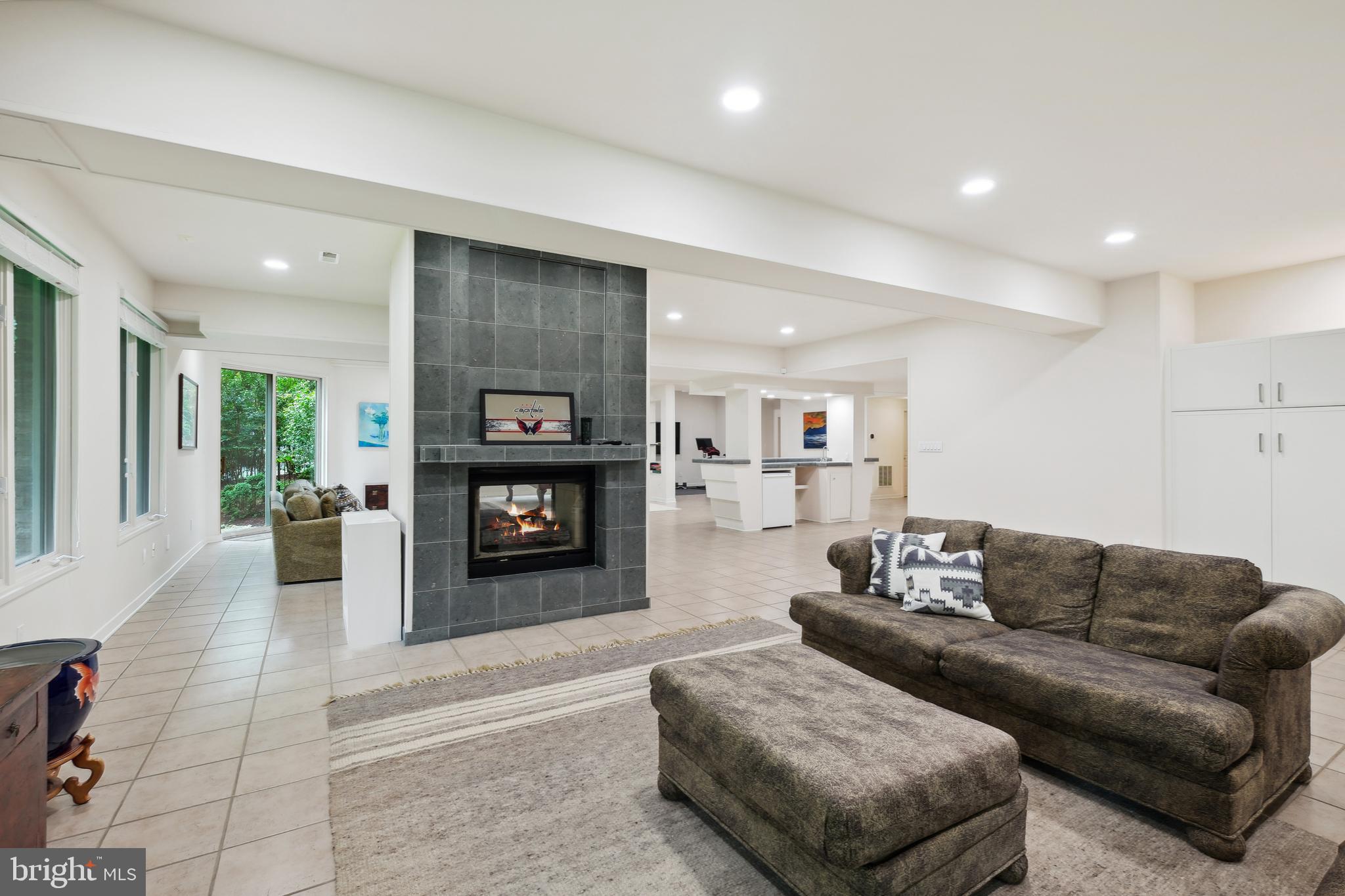 7005 Natelli Woods Ln