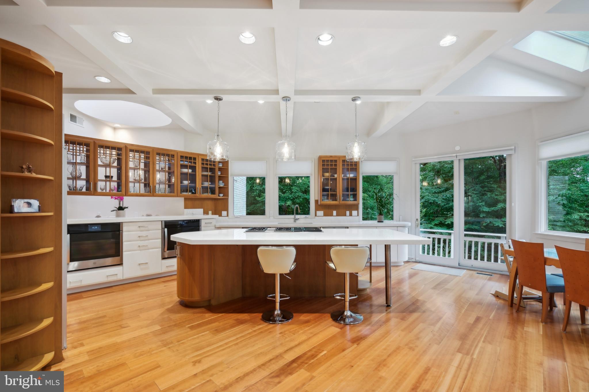 7005 Natelli Woods Ln