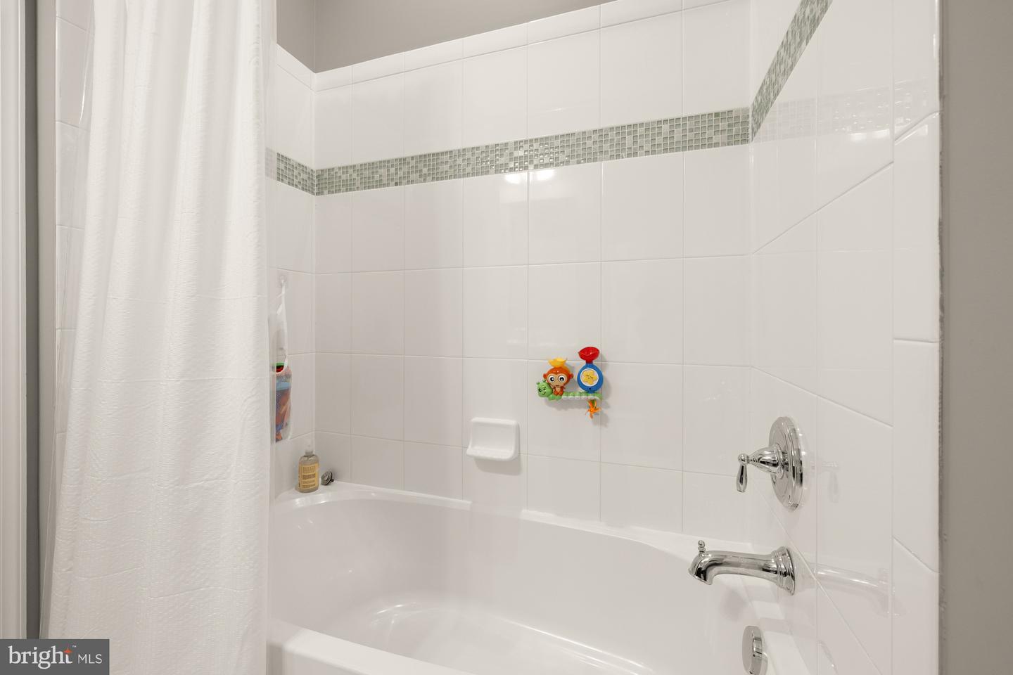 15931 Woods Center Rd