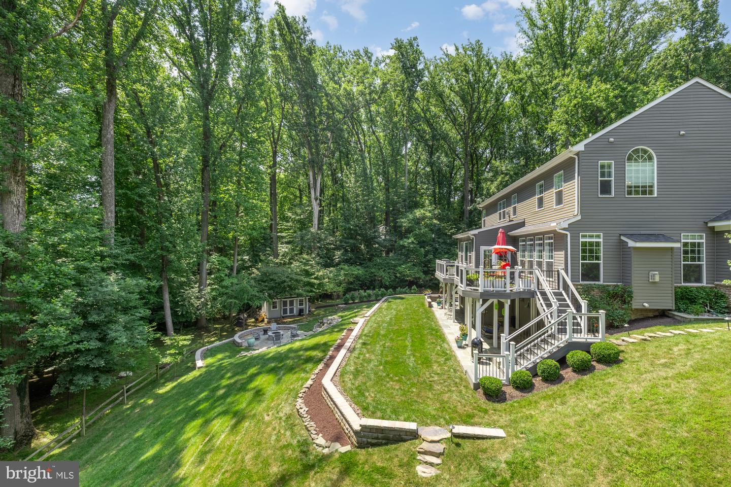 15931 Woods Center Rd