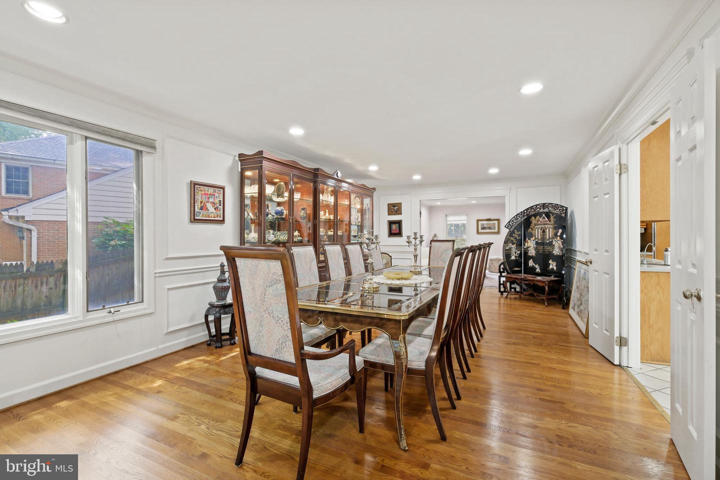 11008 Earlsgate Ln