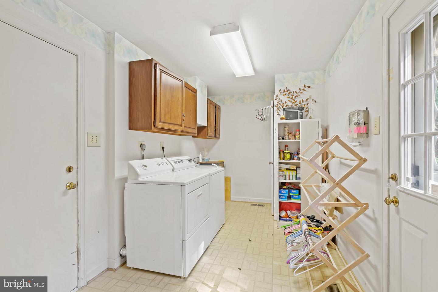 11008 Earlsgate Ln