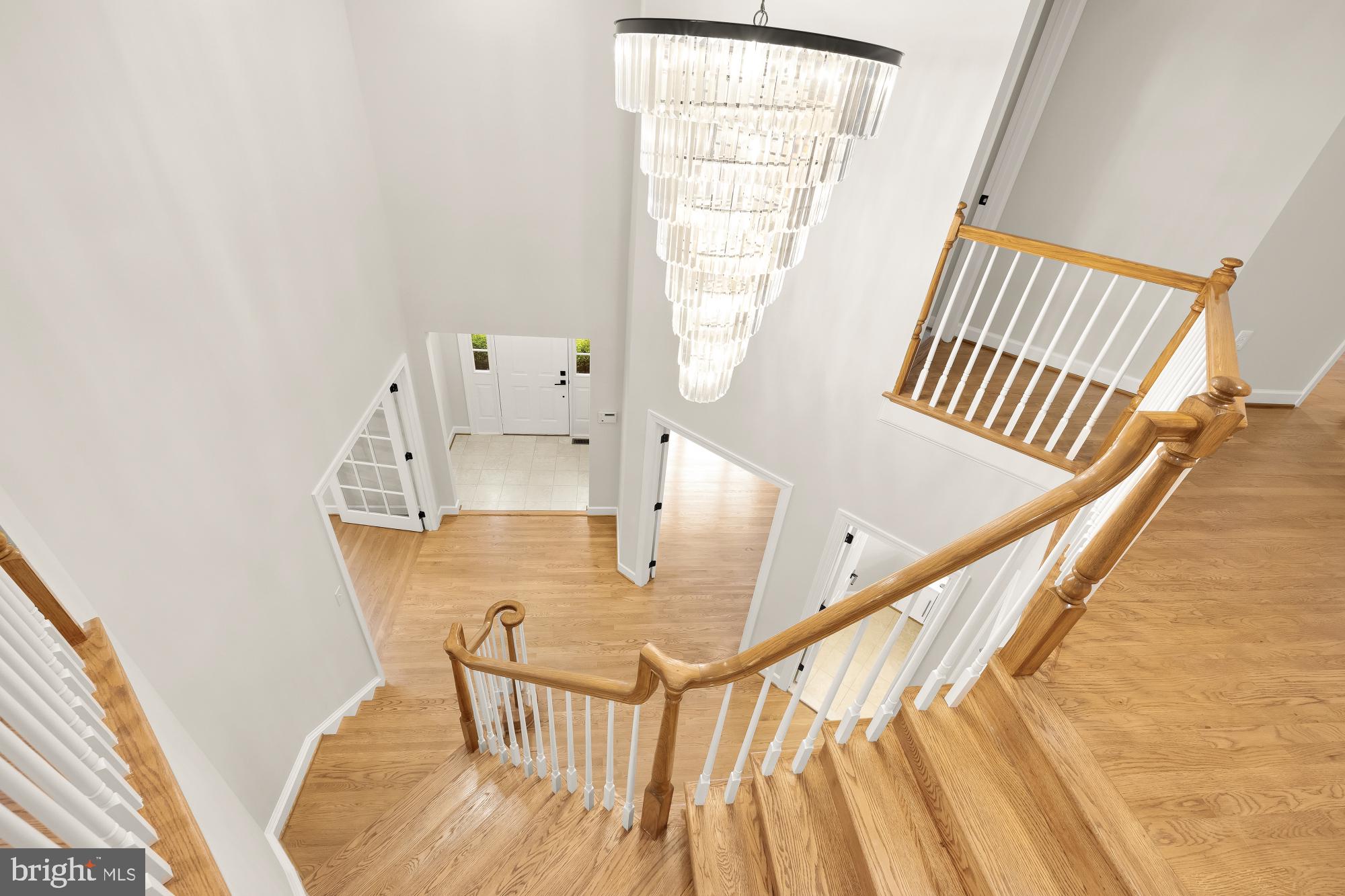 7813 Stable Way