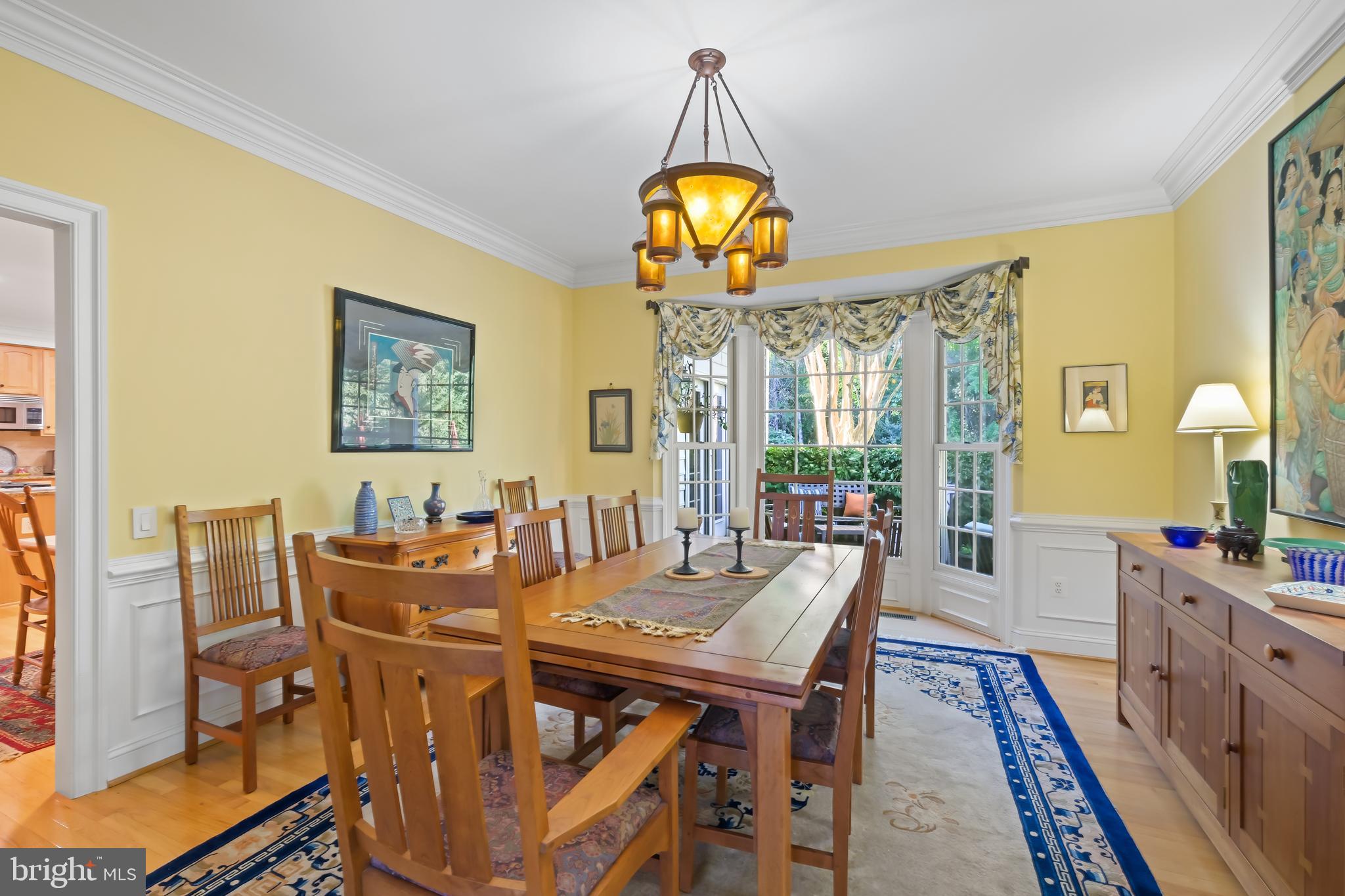 10405 SANDRINGHAM COURT