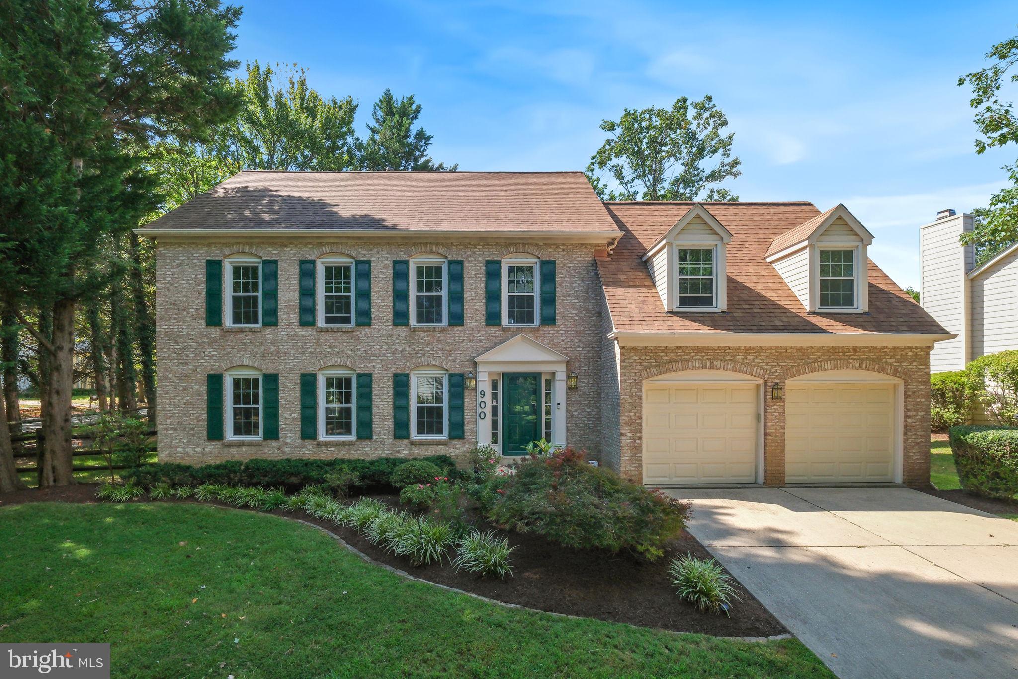 900 WHITE PINE PLACE