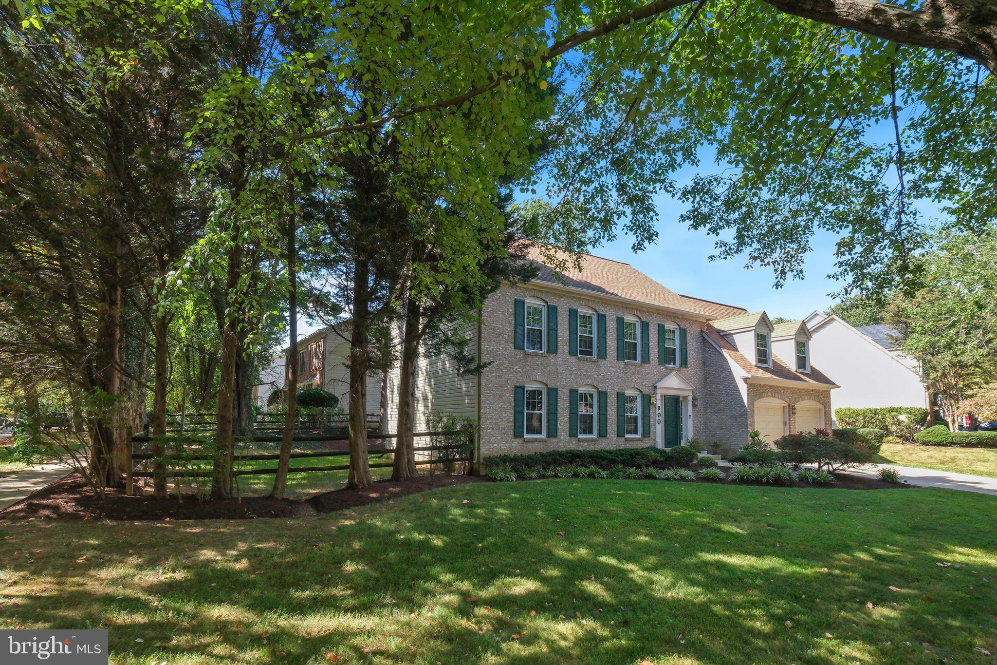 900 WHITE PINE PLACE