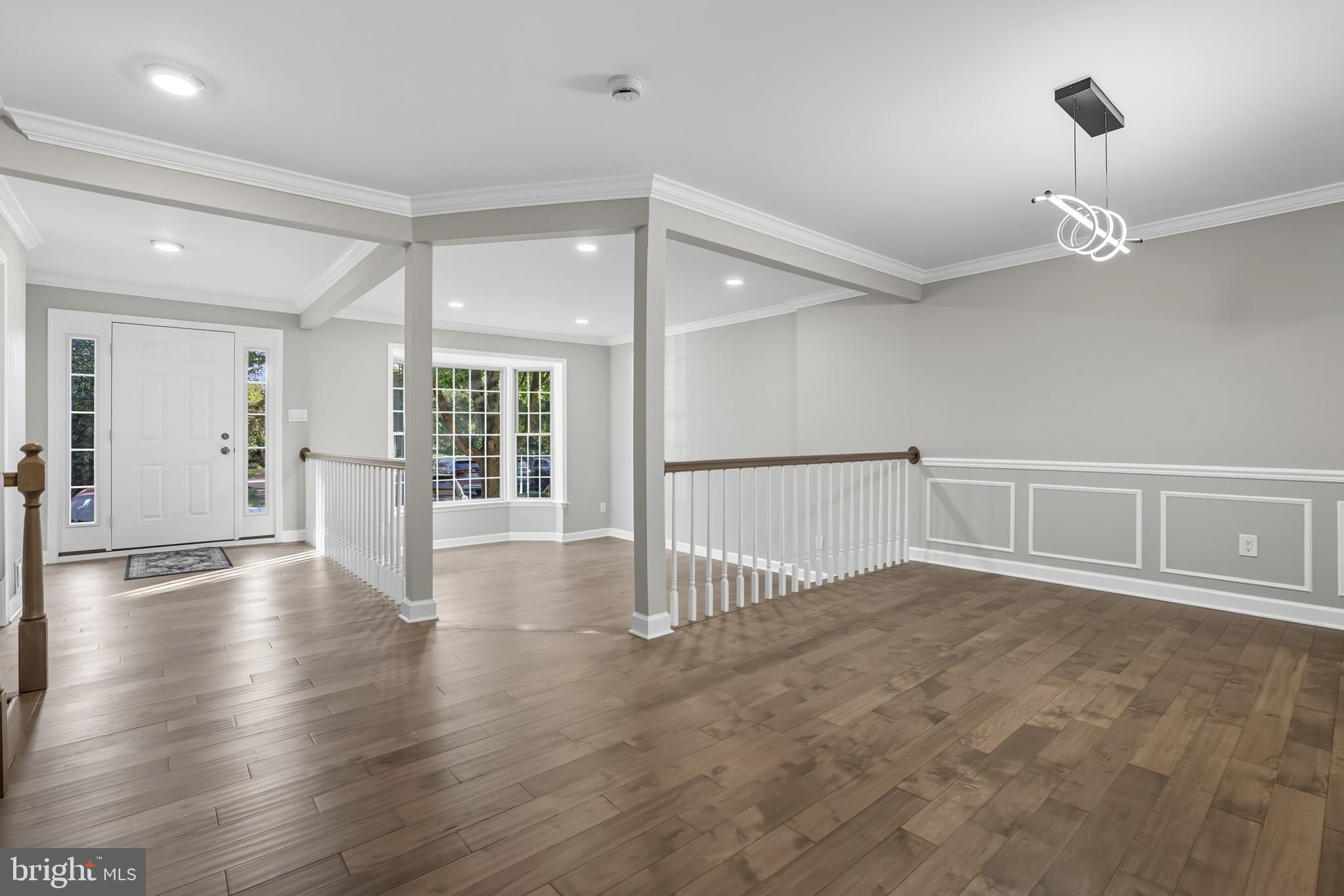 5725 BREWER HOUSE CIRCLE