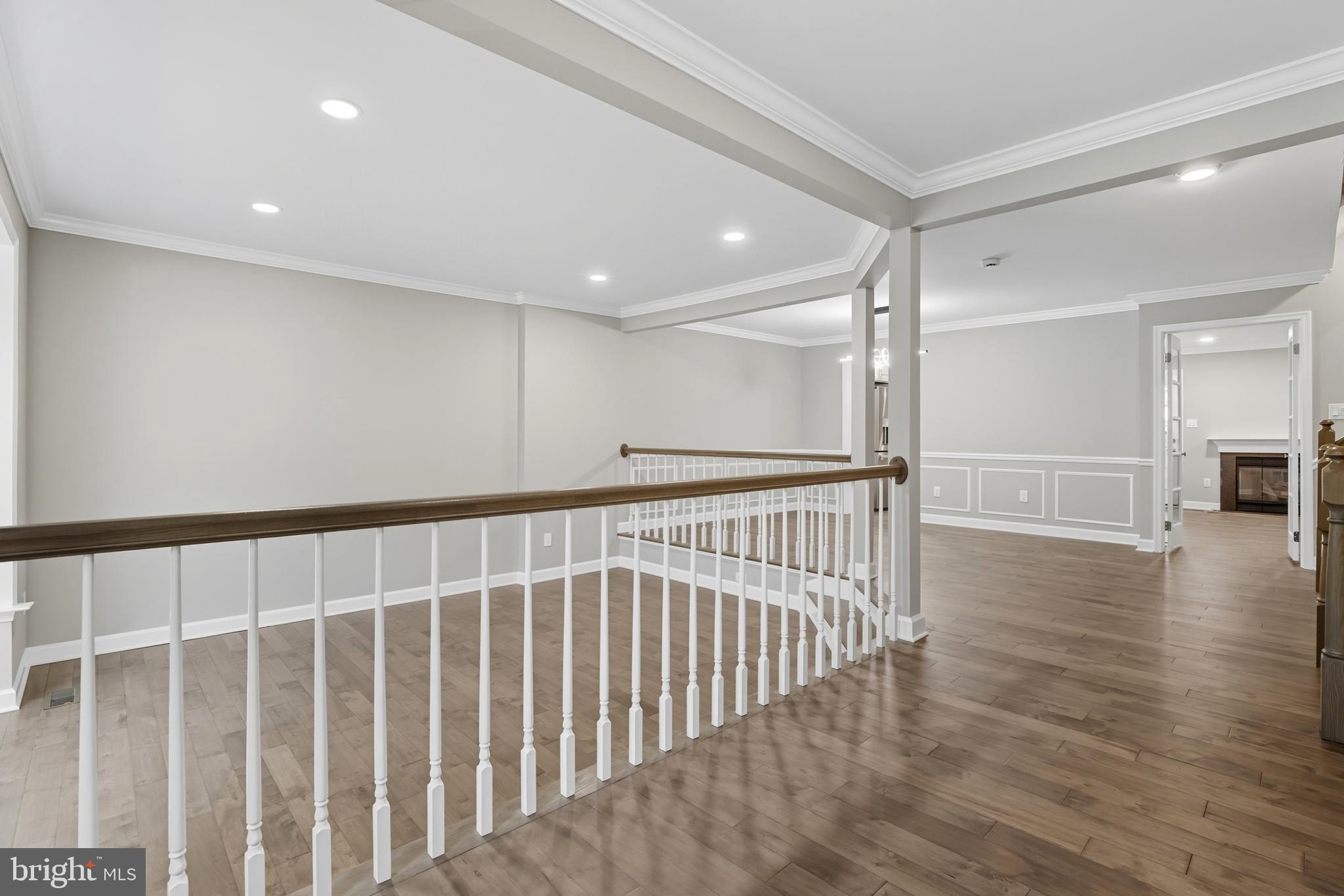 5725 BREWER HOUSE CIRCLE