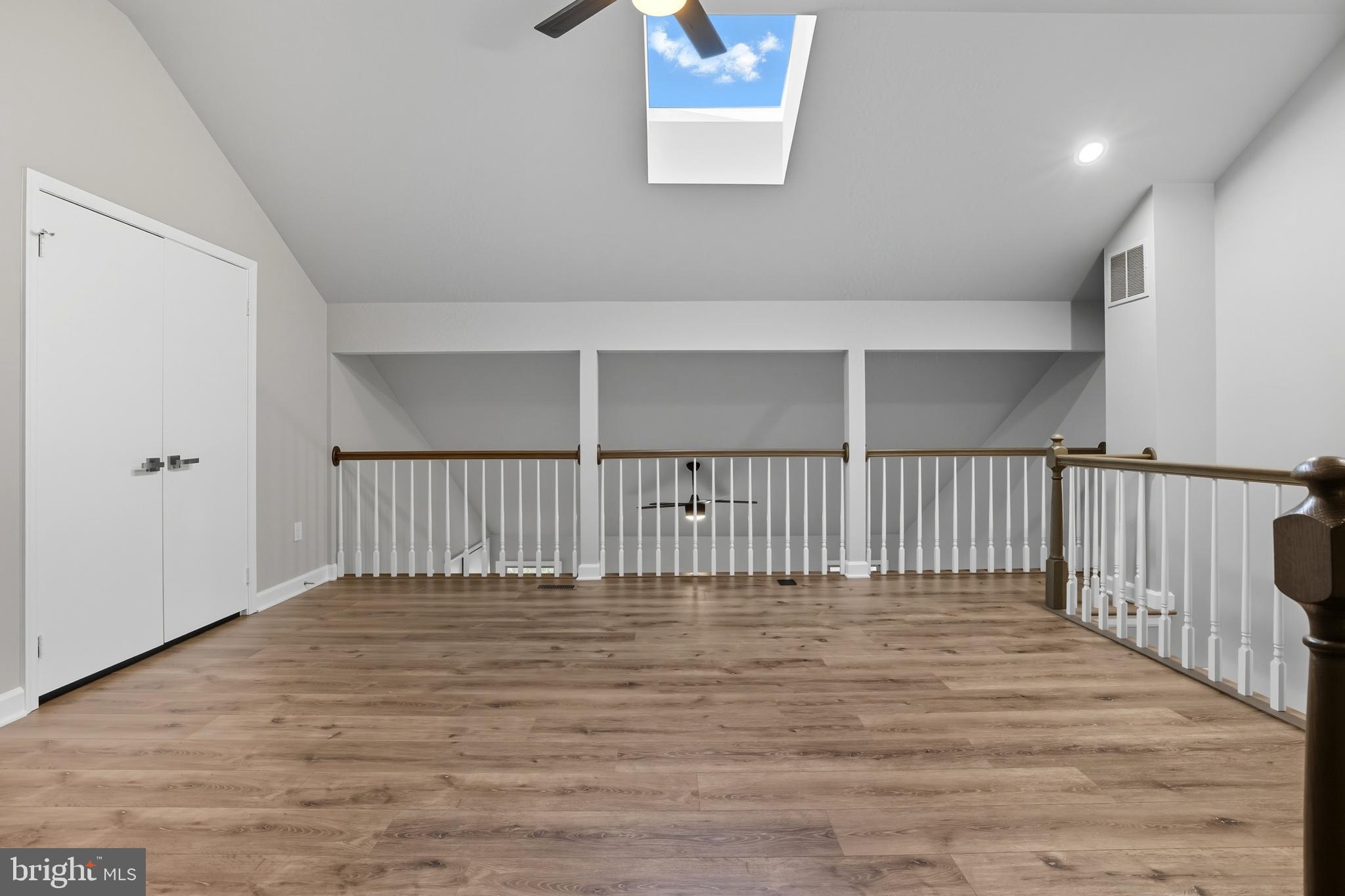 5725 BREWER HOUSE CIRCLE