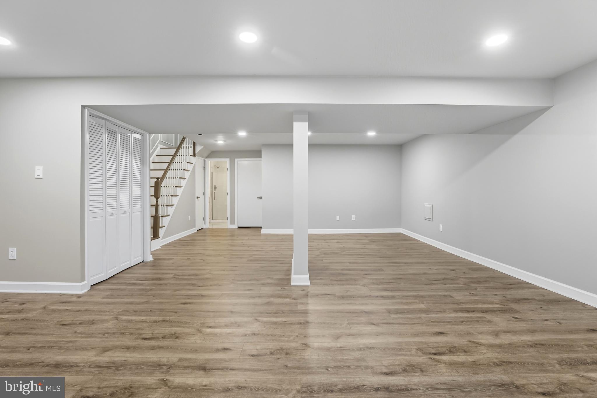 5725 BREWER HOUSE CIRCLE