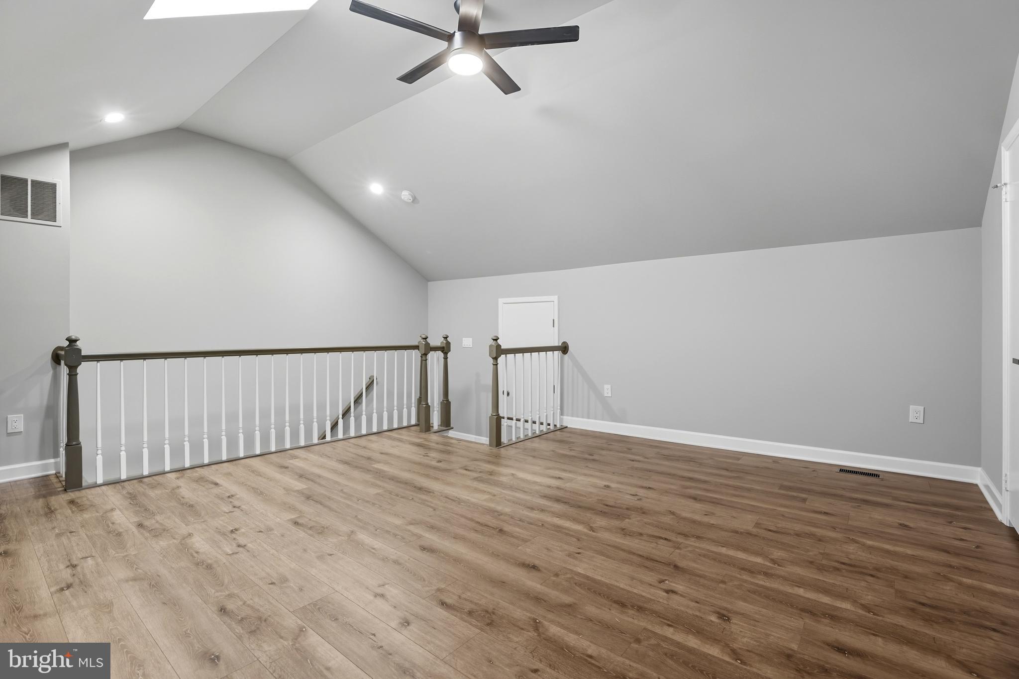 5725 BREWER HOUSE CIRCLE