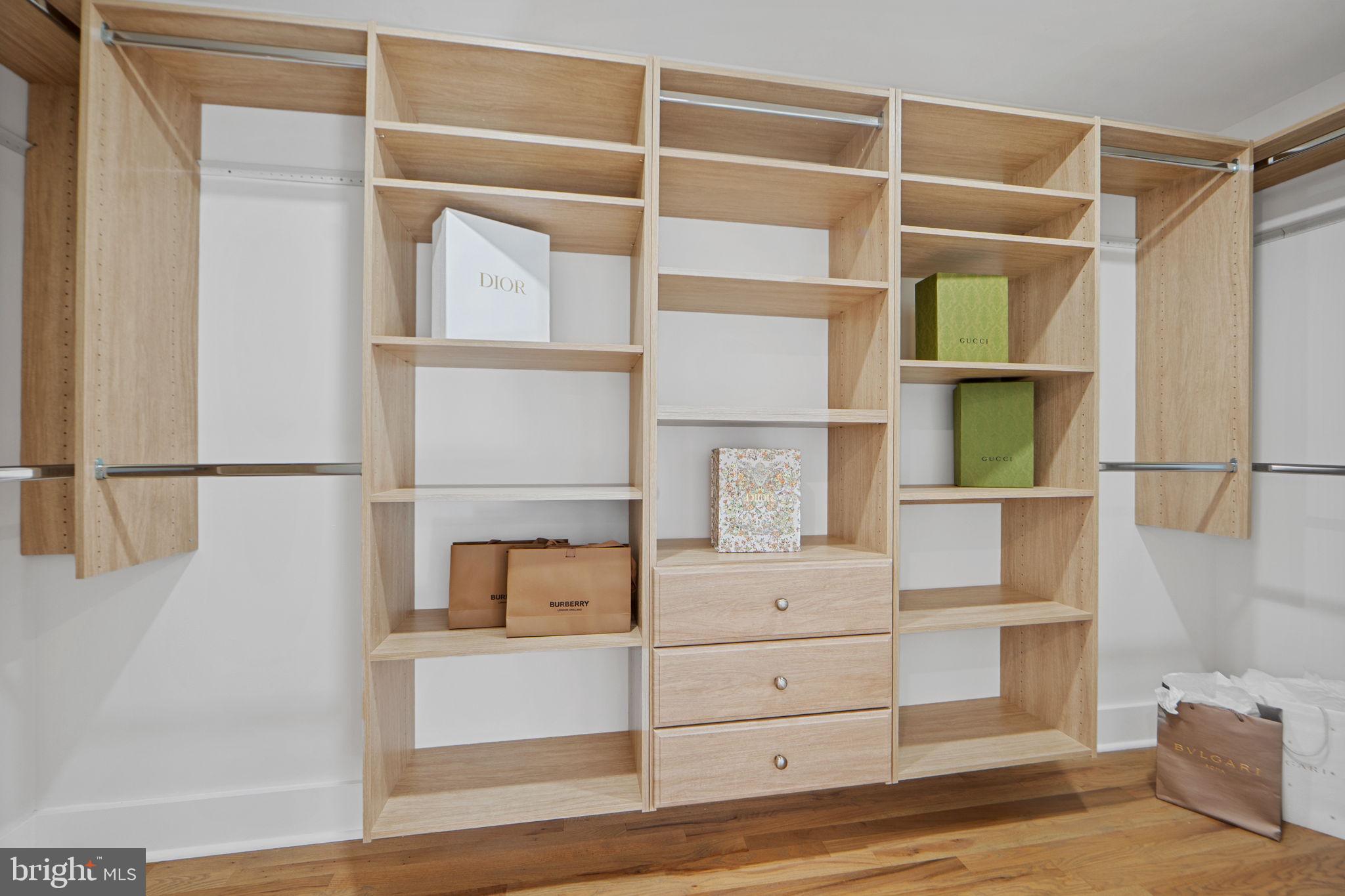 8511 HUNTER CREEK TRAIL