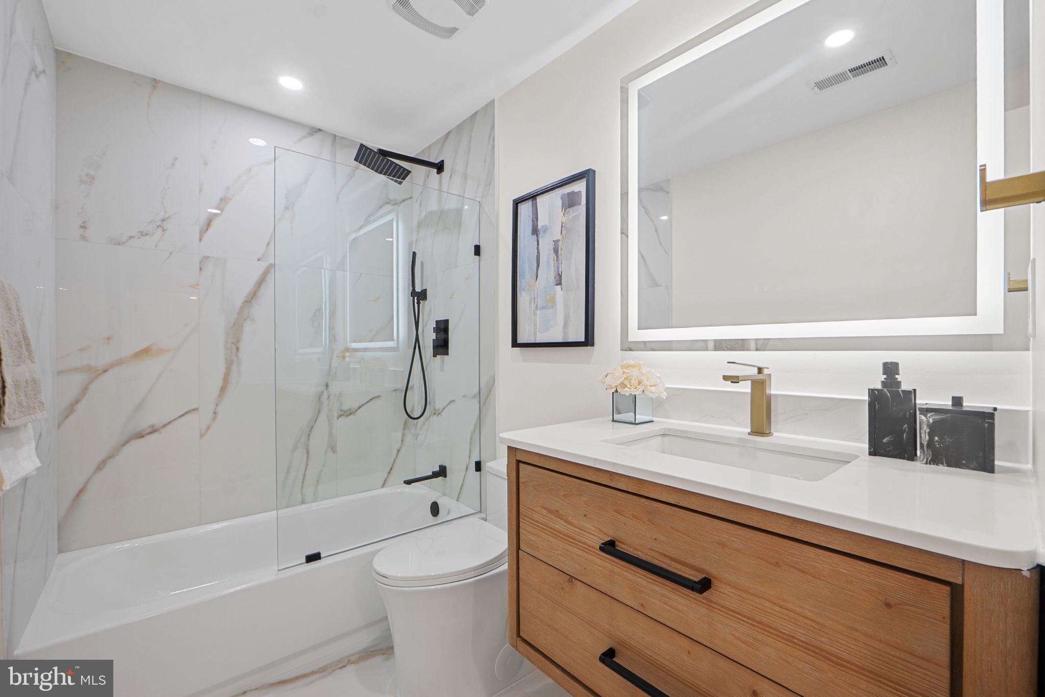 8511 HUNTER CREEK TRAIL