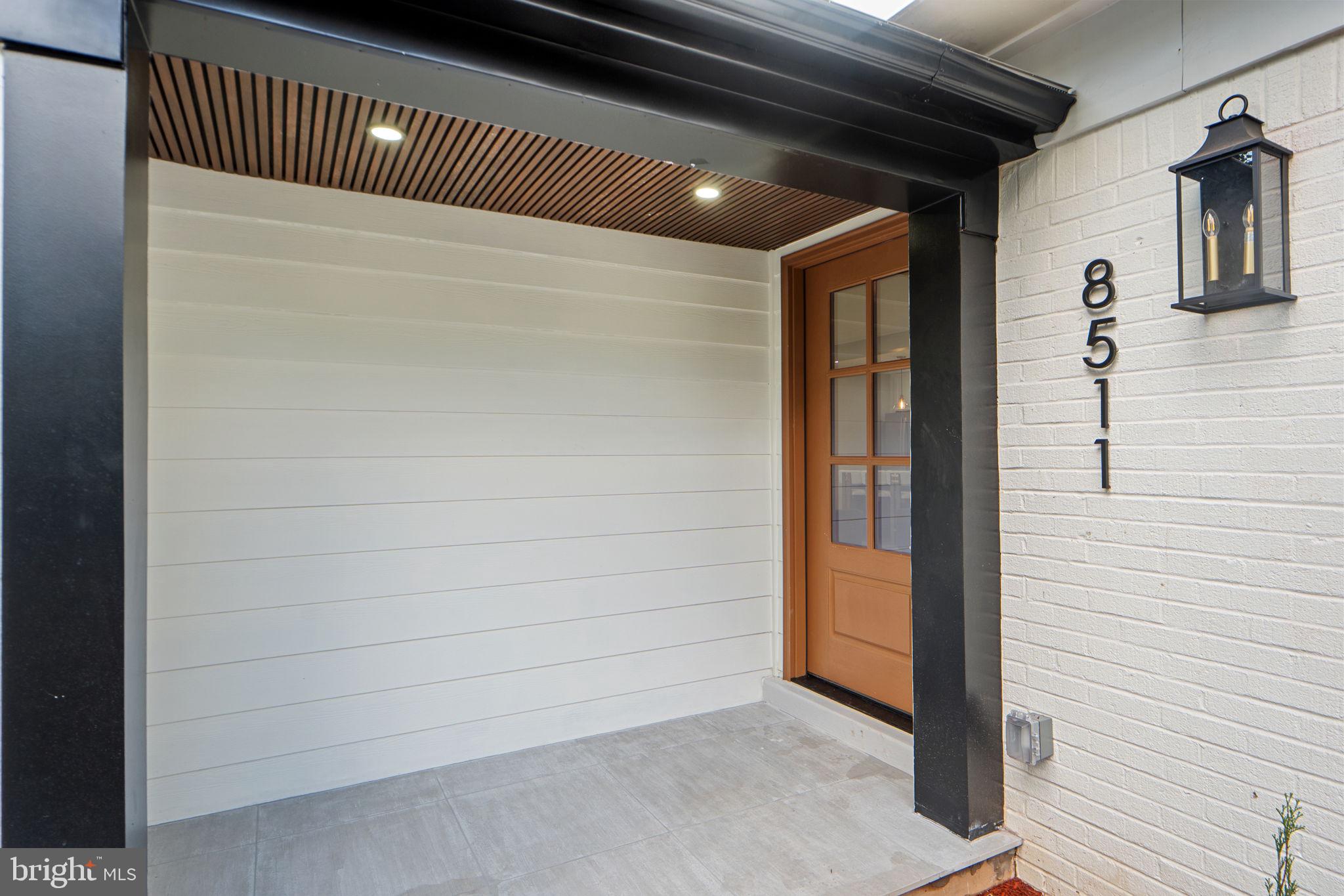 8511 HUNTER CREEK TRAIL