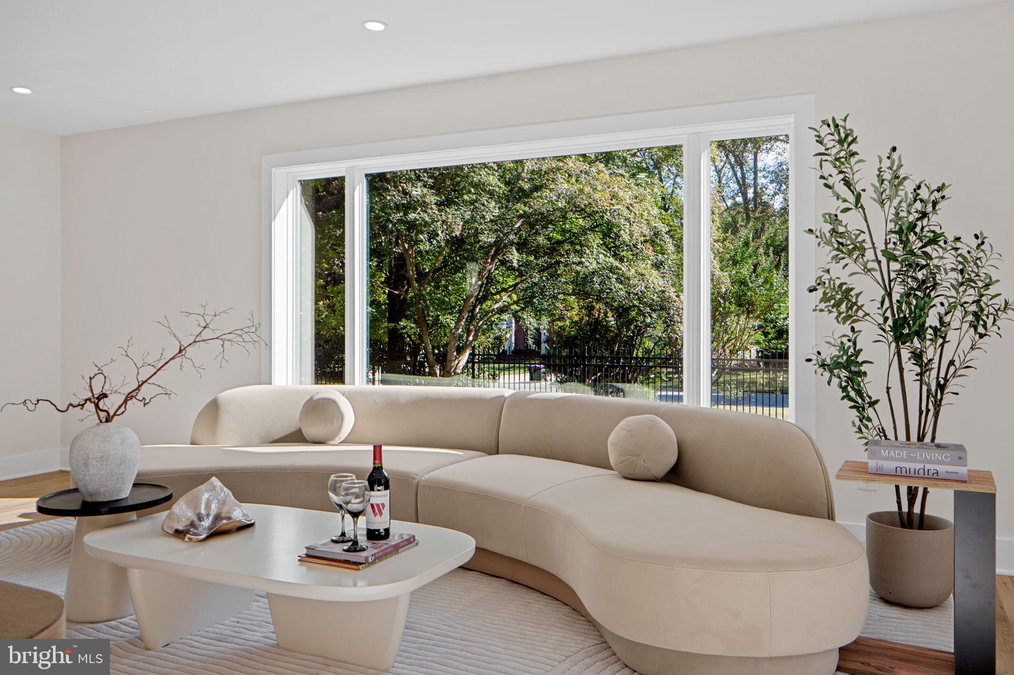 8511 HUNTER CREEK TRAIL