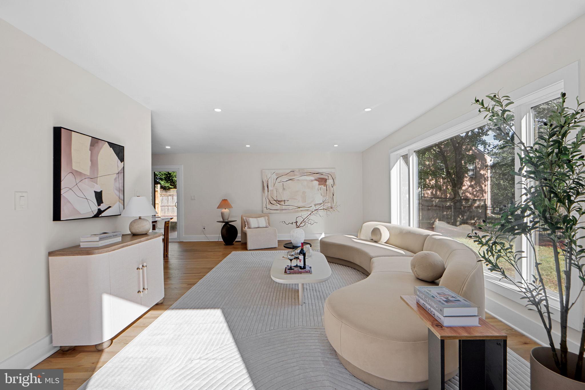 8511 HUNTER CREEK TRAIL