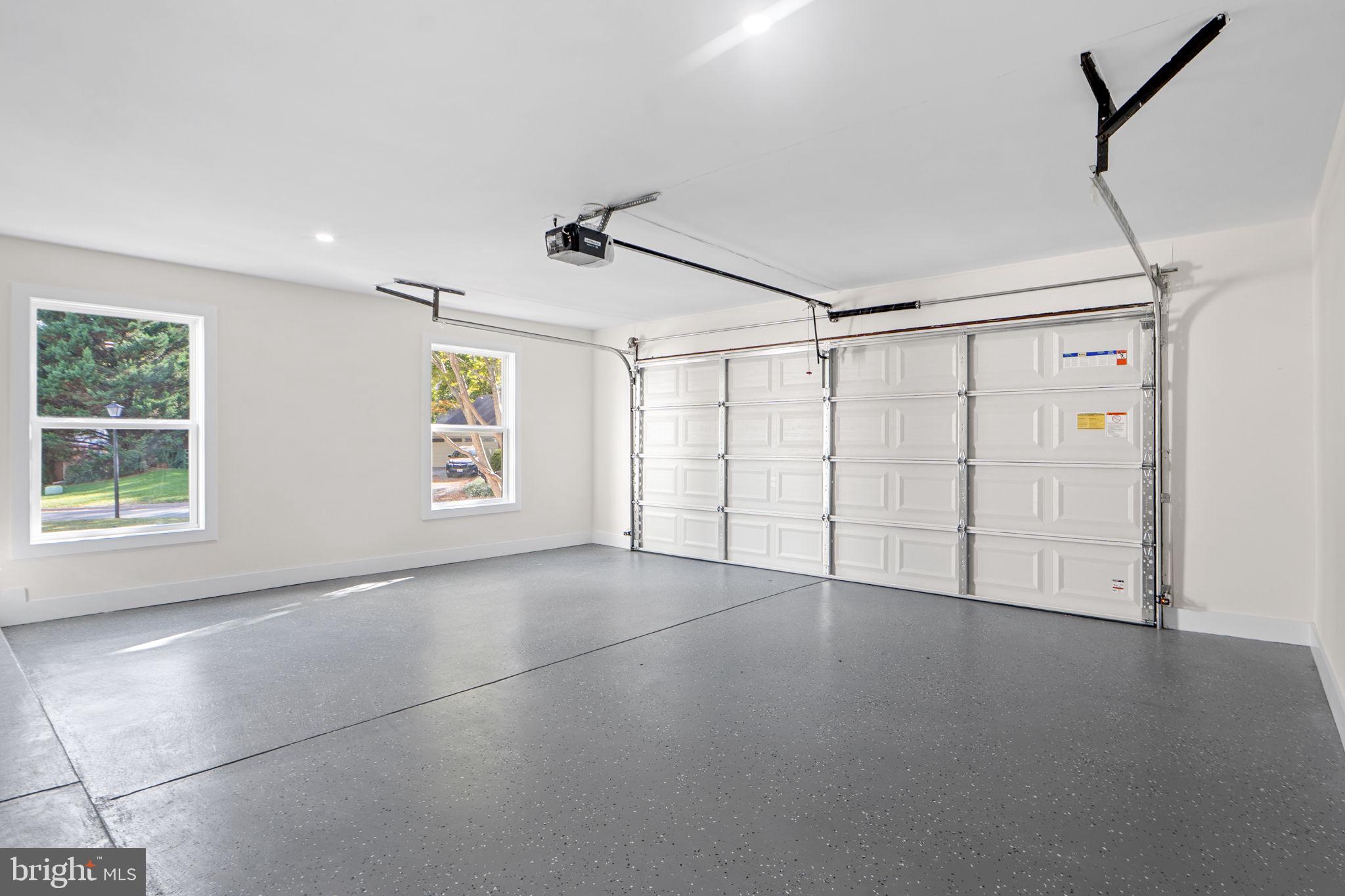 8511 HUNTER CREEK TRAIL