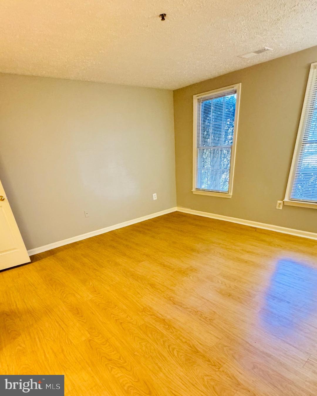 13113 BRIARCLIFF TERRACE 1-102