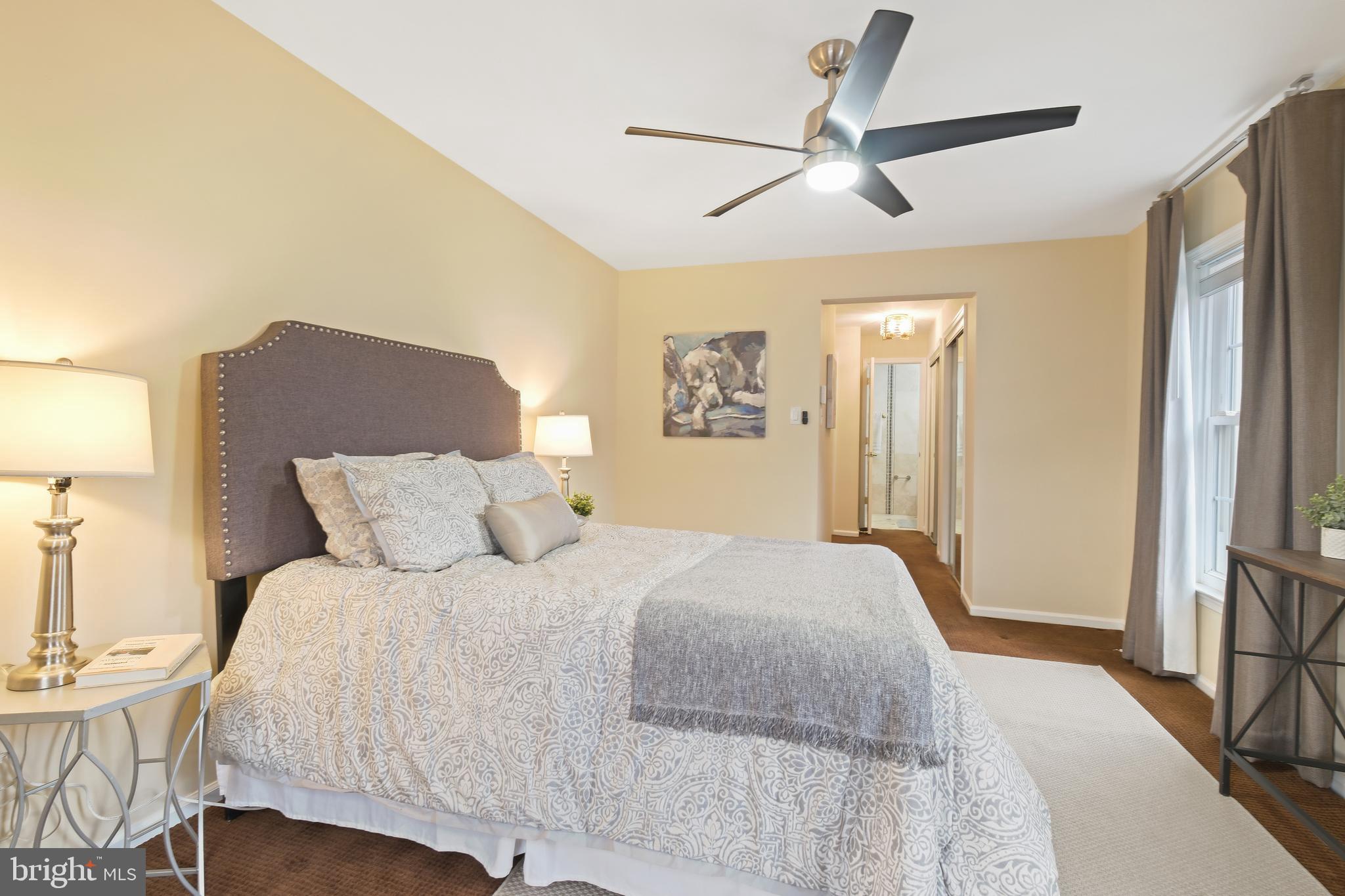 5704 BREWER HOUSE CIRCLE 101